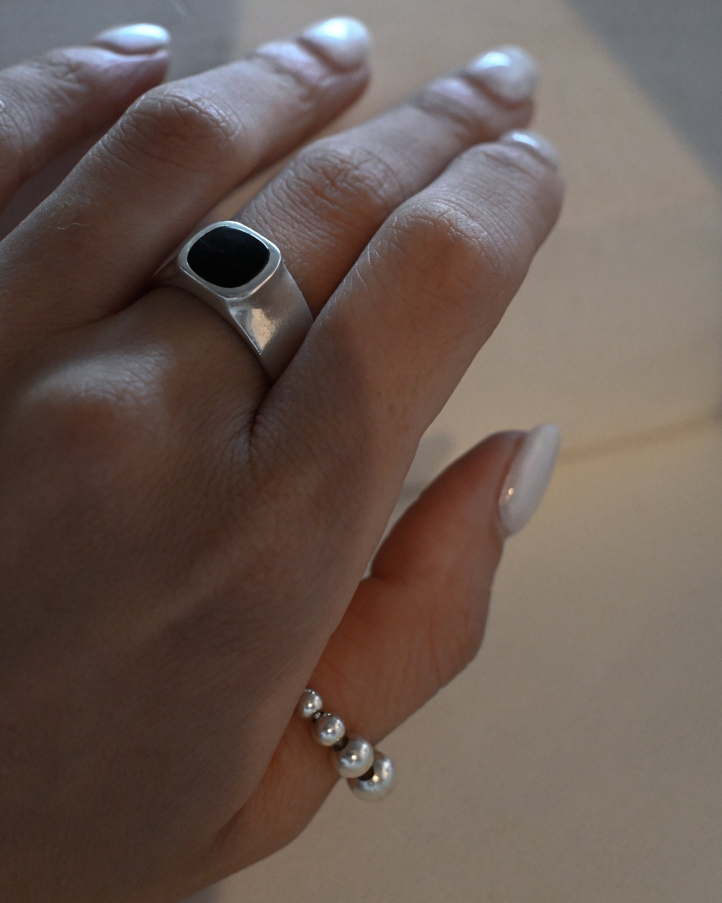 Silver Square Onyx Signet Ring - 15号