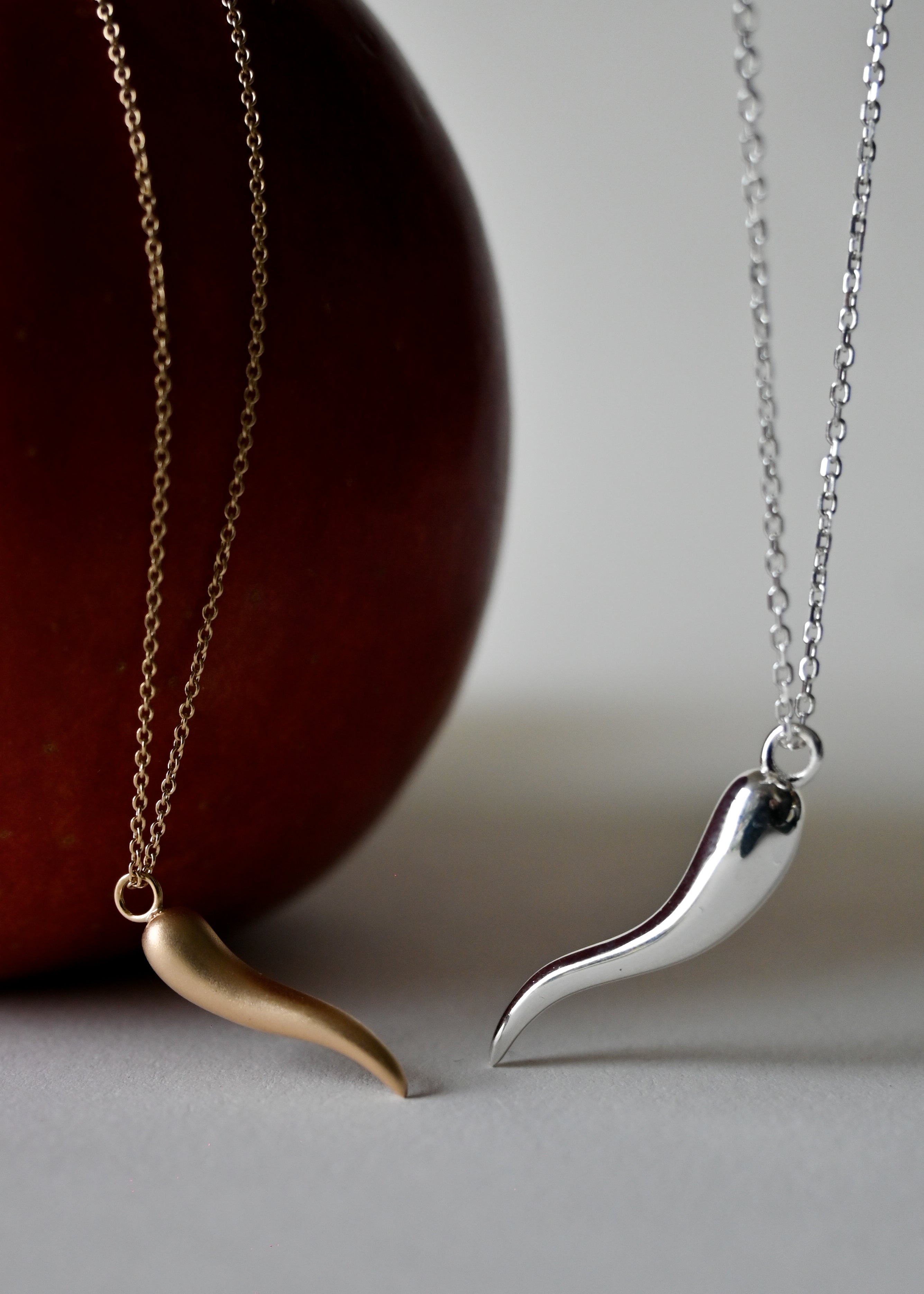 Italian Horn Charm Necklace [S] - 14K