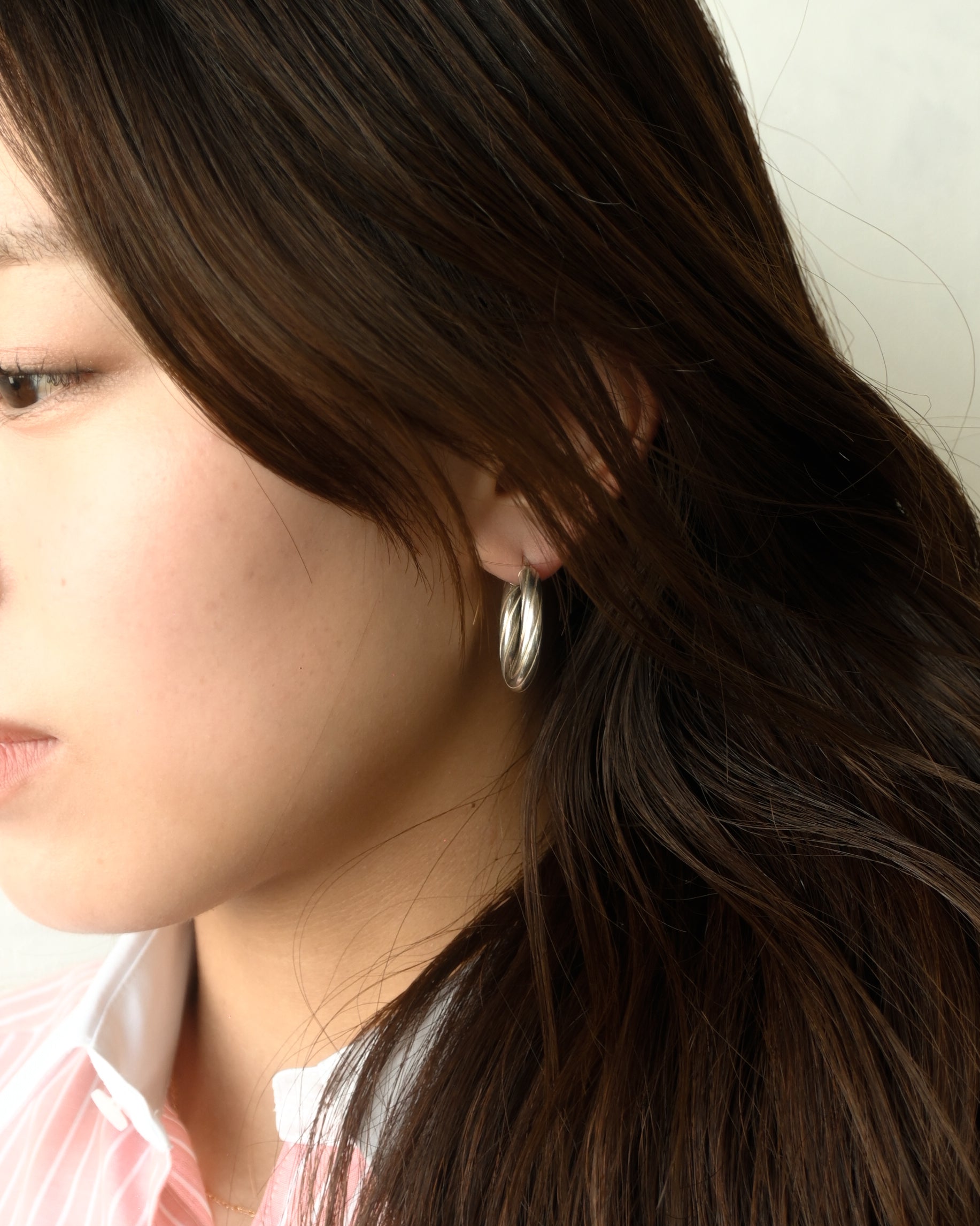 Twisted Silver Hoops