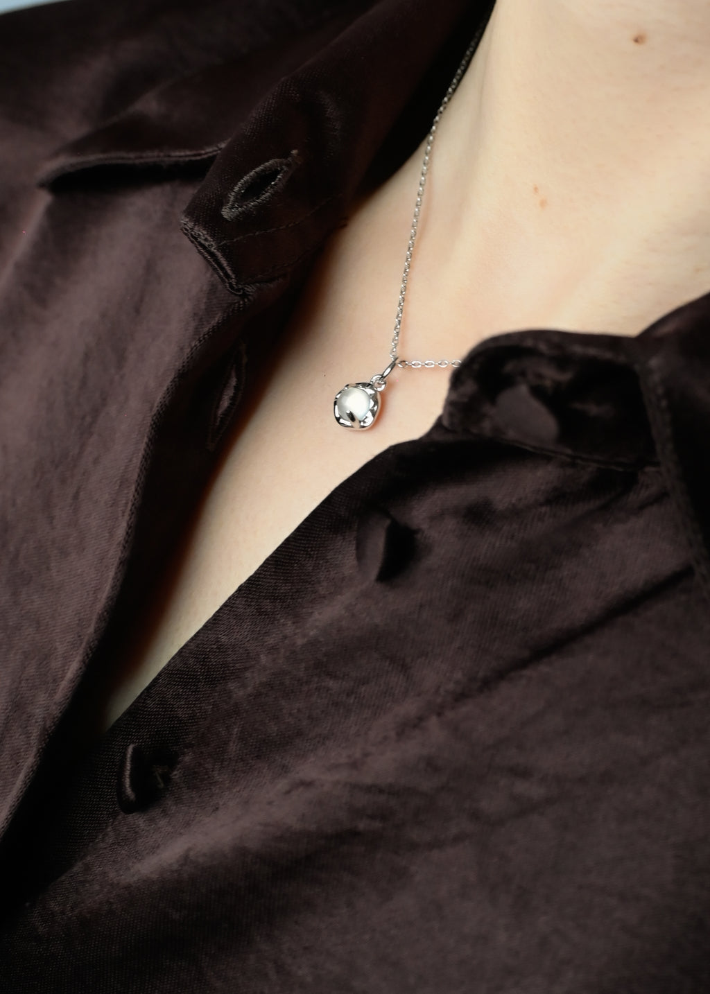 Round White Agate Pendant