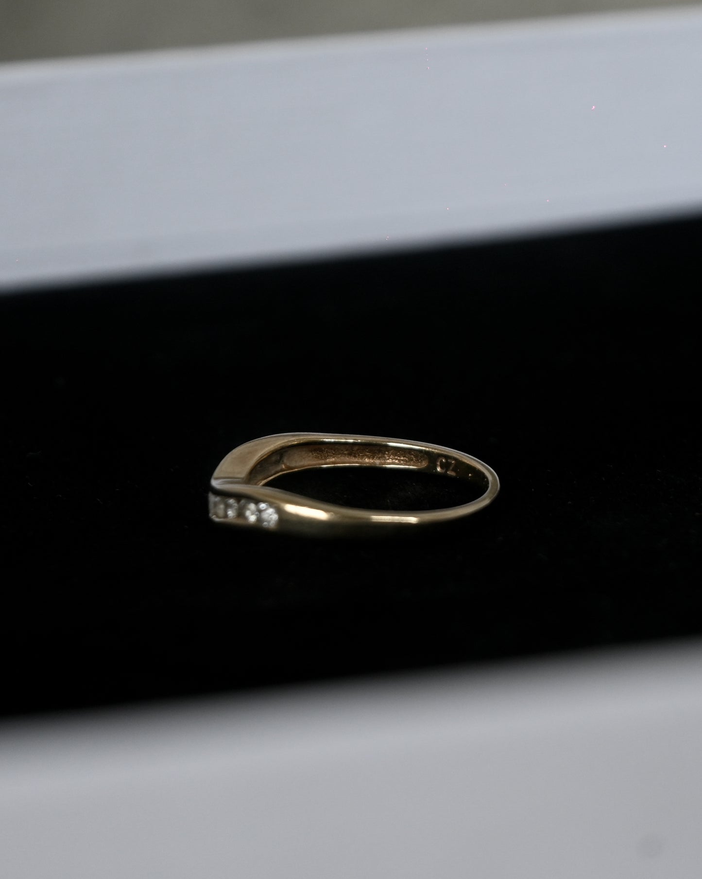 9K Gold Diamond Ring - 11.5号