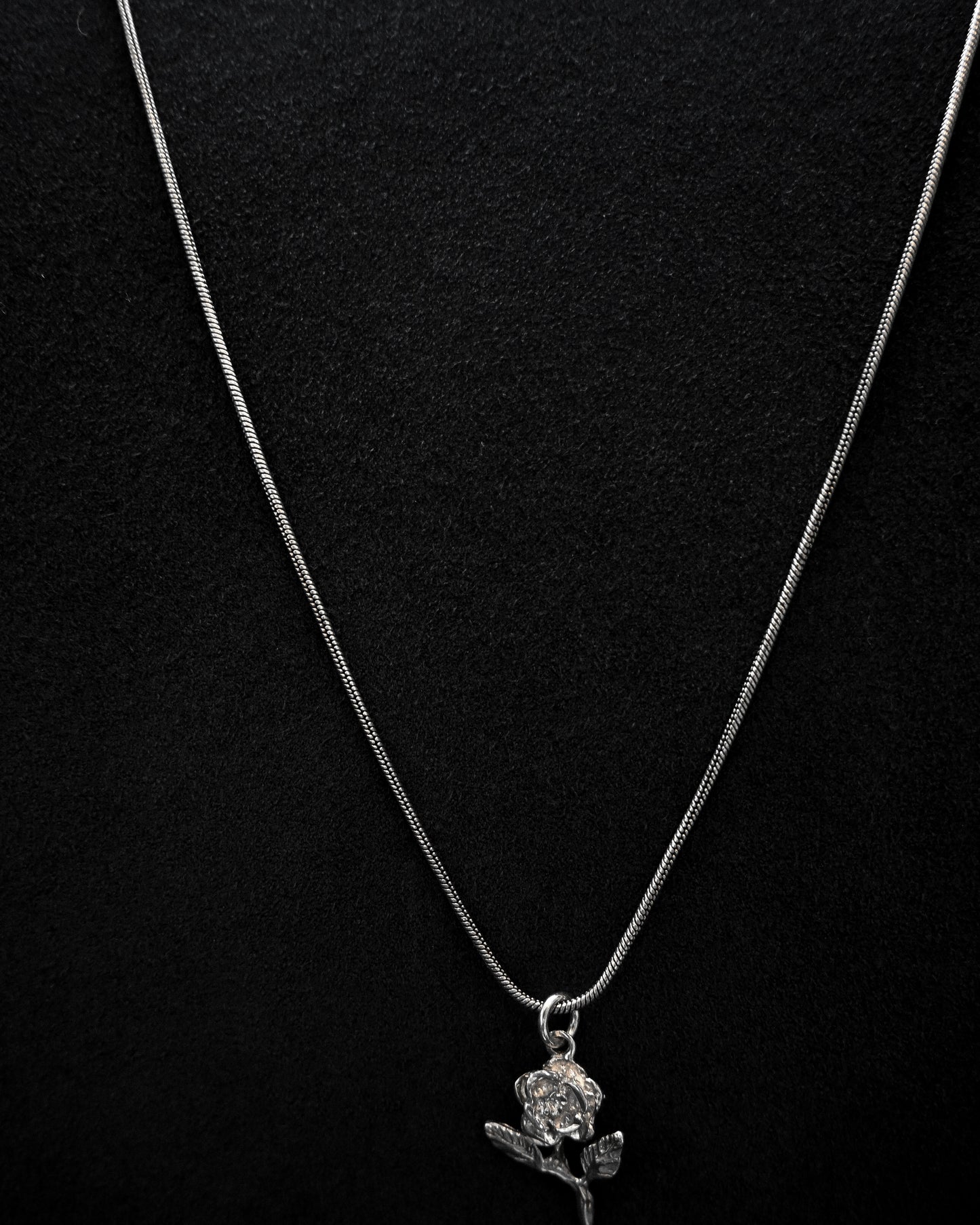 Silver Snake Chain Necklace (N31-1)