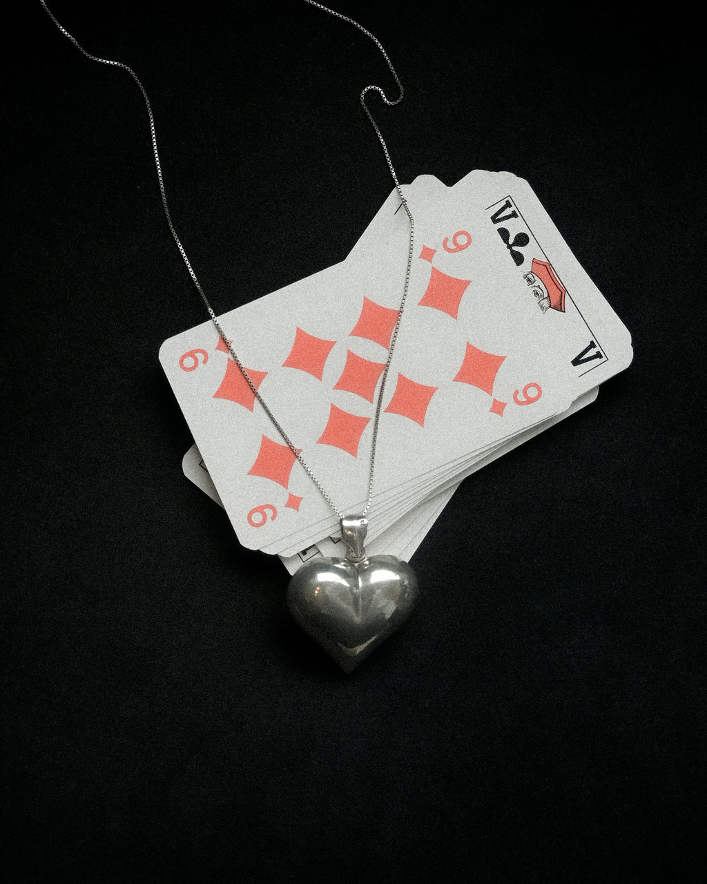 Silver Box Chain Necklace w/Heart Charm (N22)