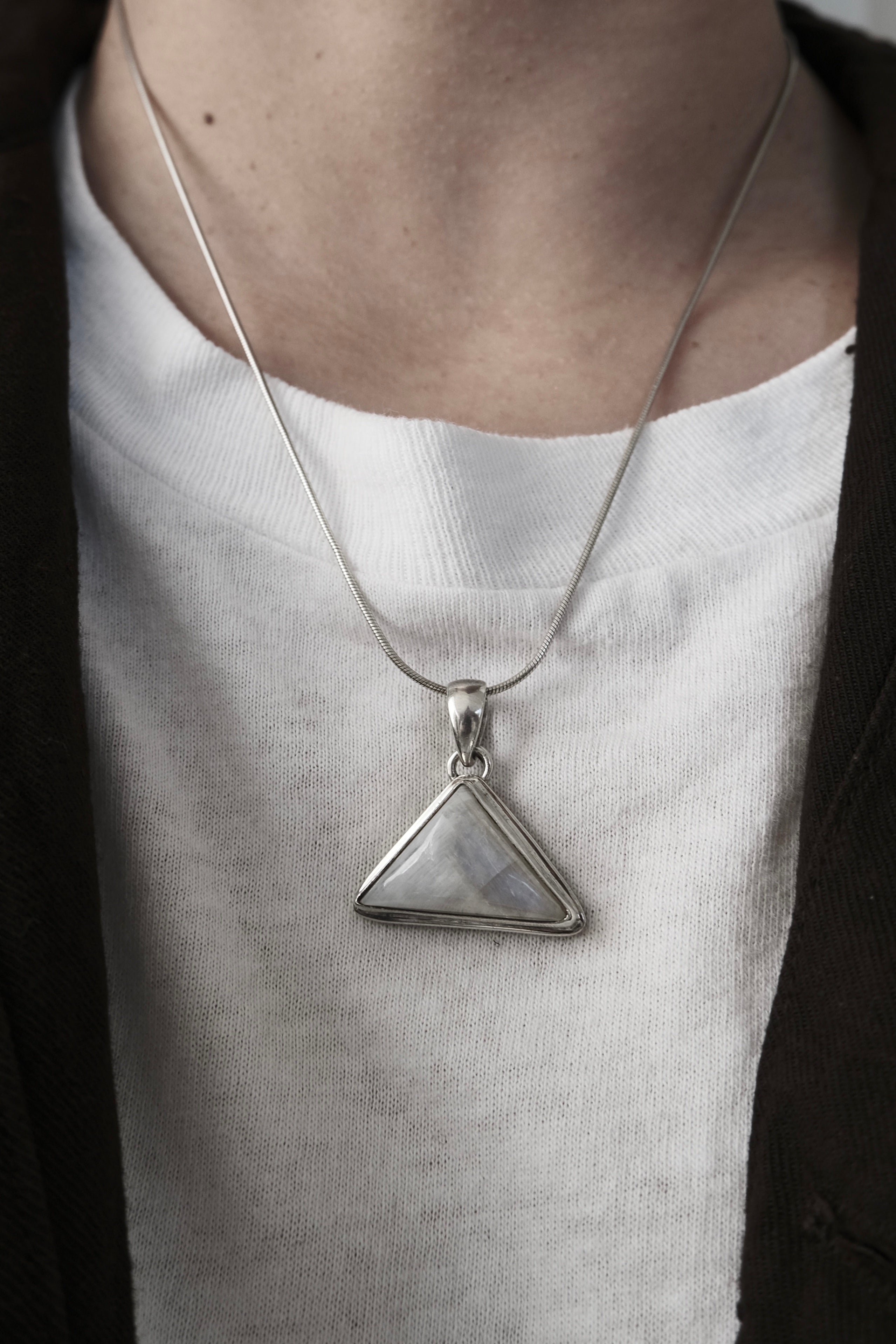 Snake Chain w/ Moonstone Necklace