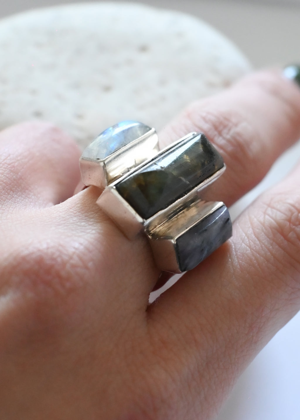 Labradorite Moonstone & Quartz Ring - 15号
