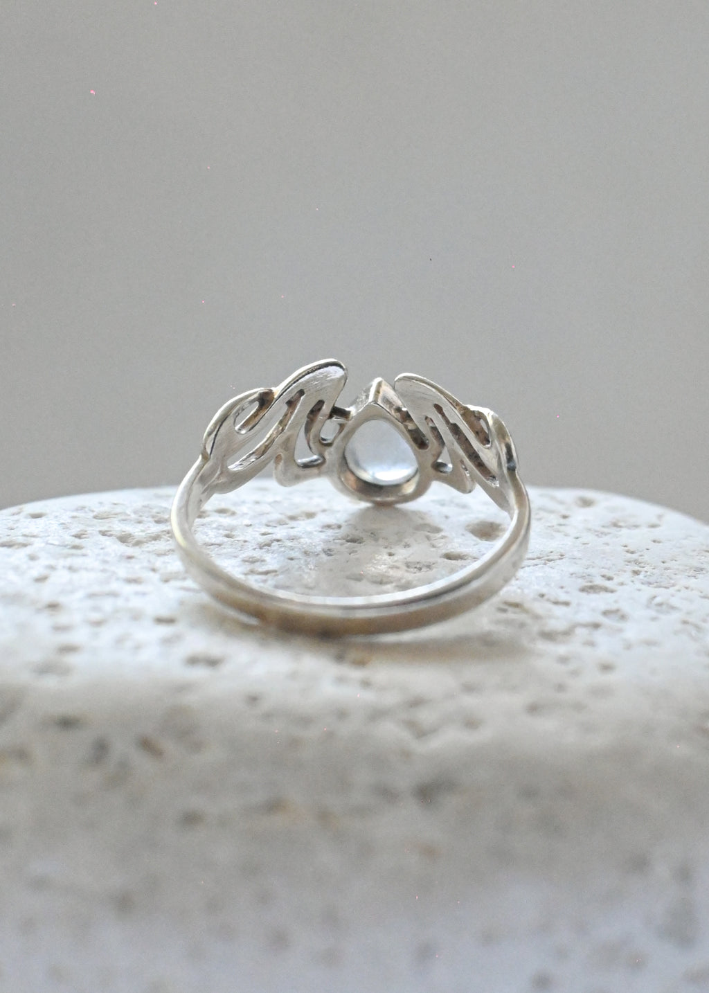 Moonstone Sterling Silver Ring - 13号