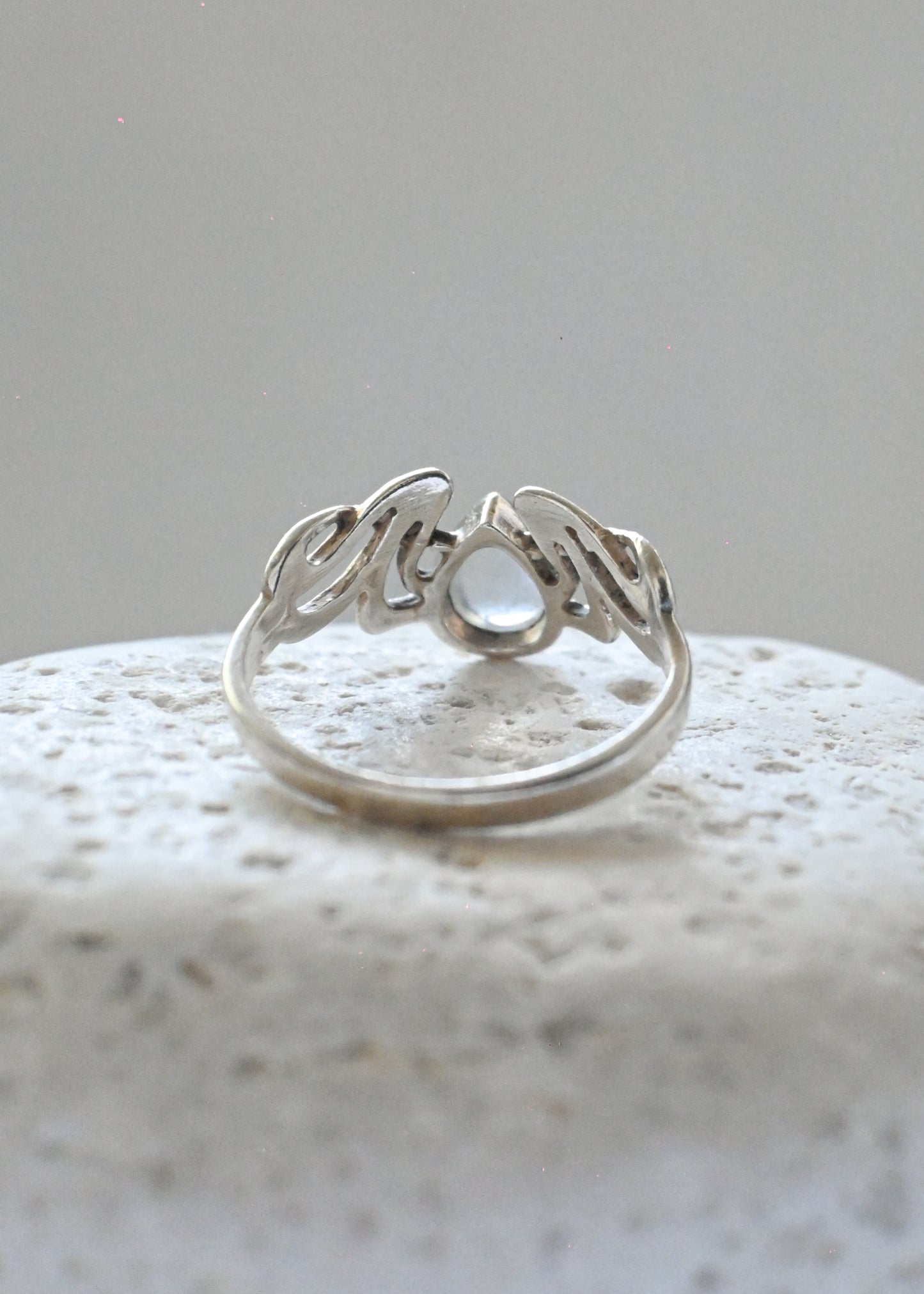 Moonstone Sterling Silver Ring - 13号