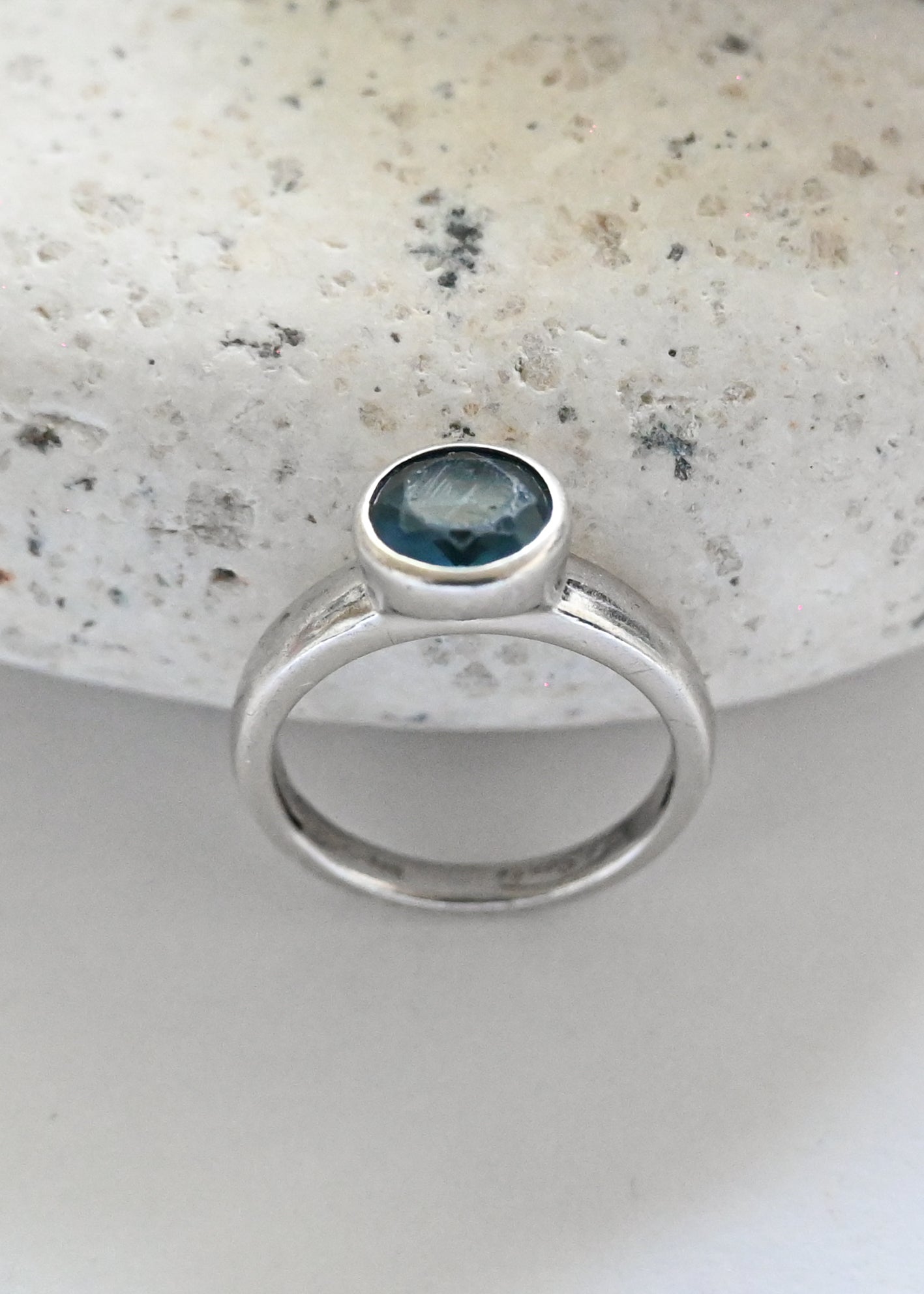 Blue Cubic Zirconia Ring - 16号
