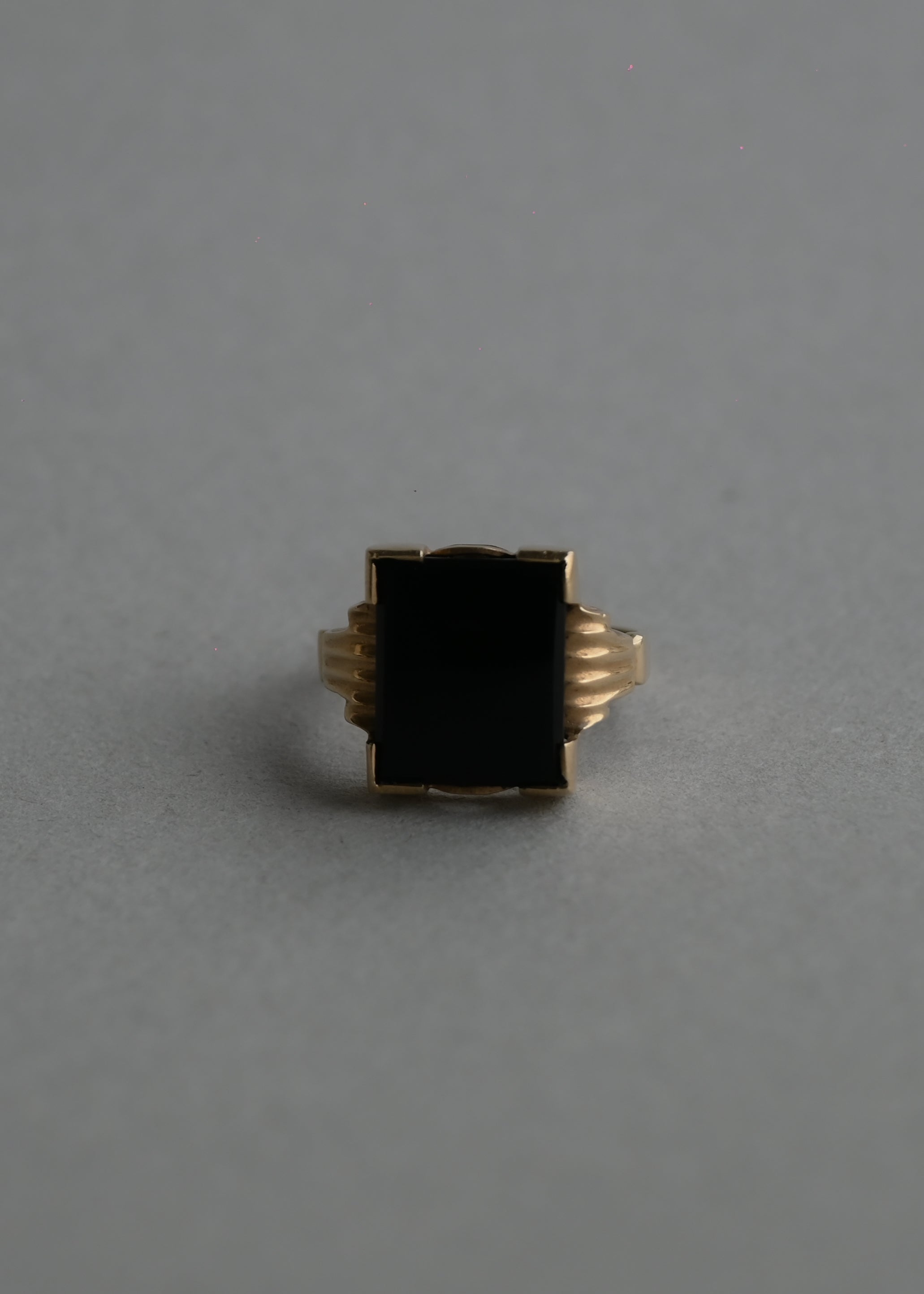 10K Yellow Gold Onyx Signet Ring