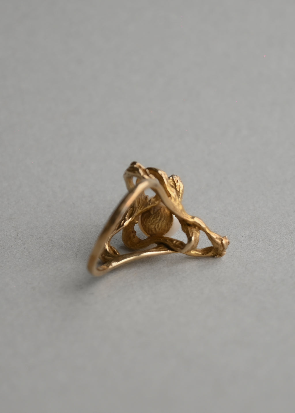 10K Gold Brutalist Ring  with Large Cultured Pearl - 9号
