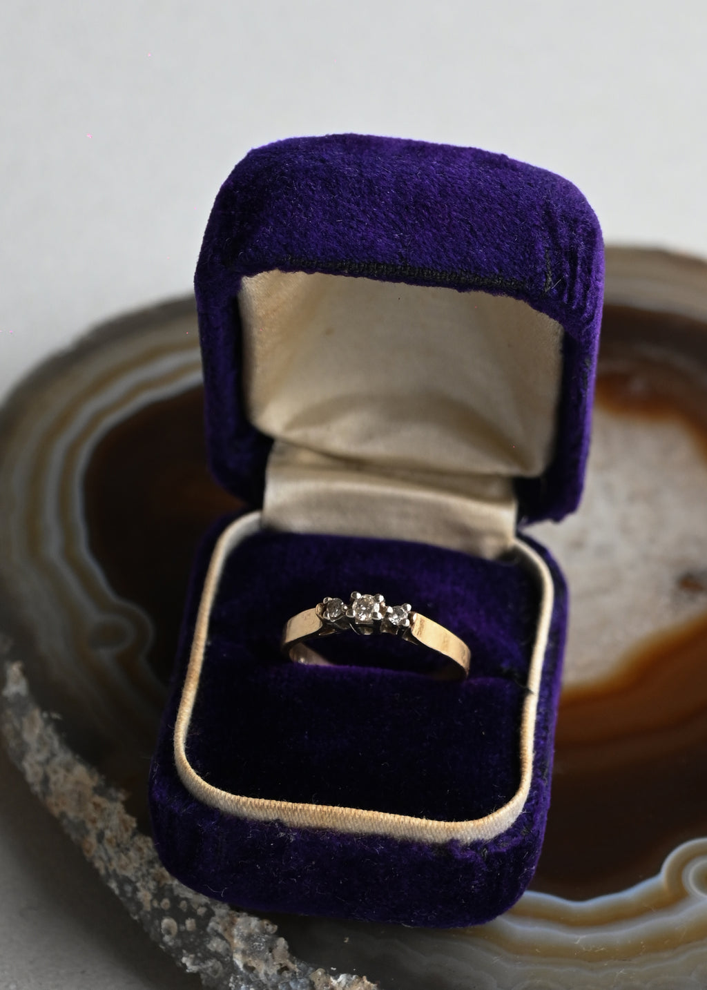 10K Gold High Mount  Diamond Ring - 8号