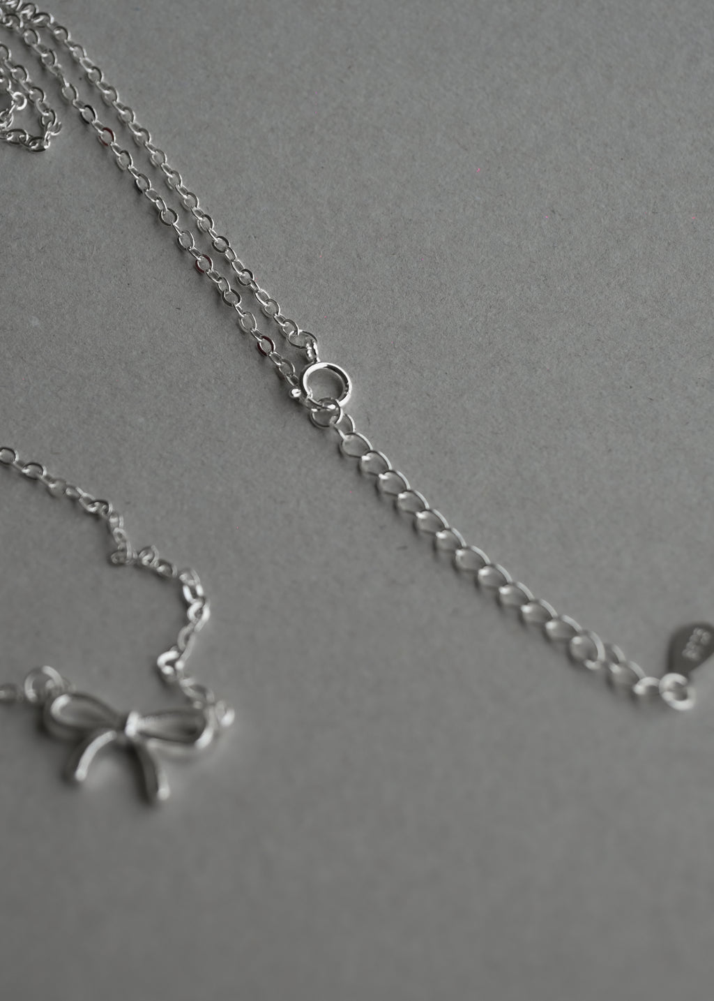 Bow Necklace