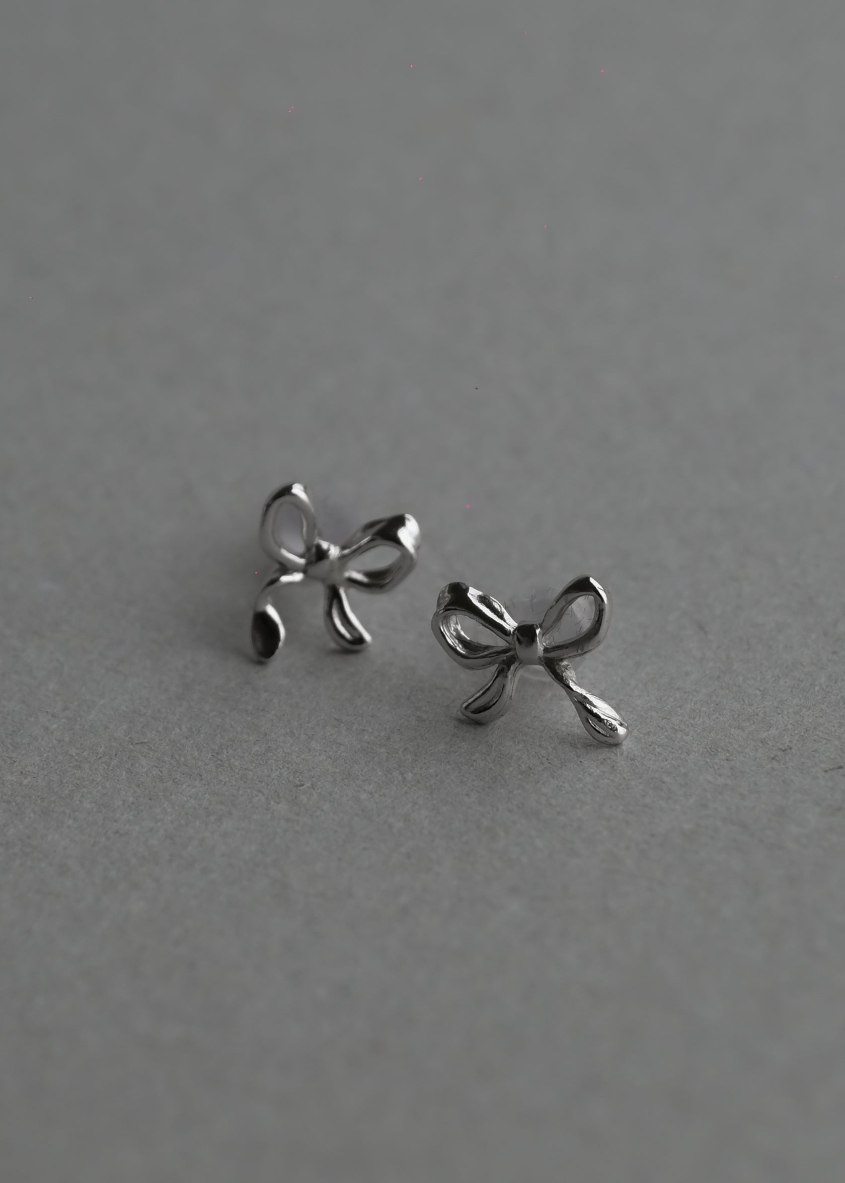 Bow Studs Earrings