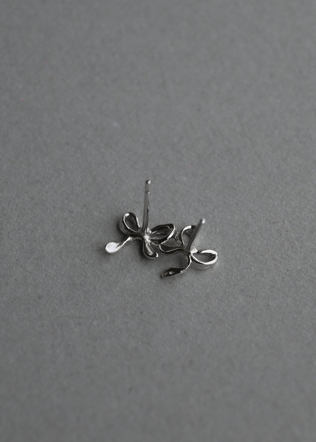 Bow Studs Earrings