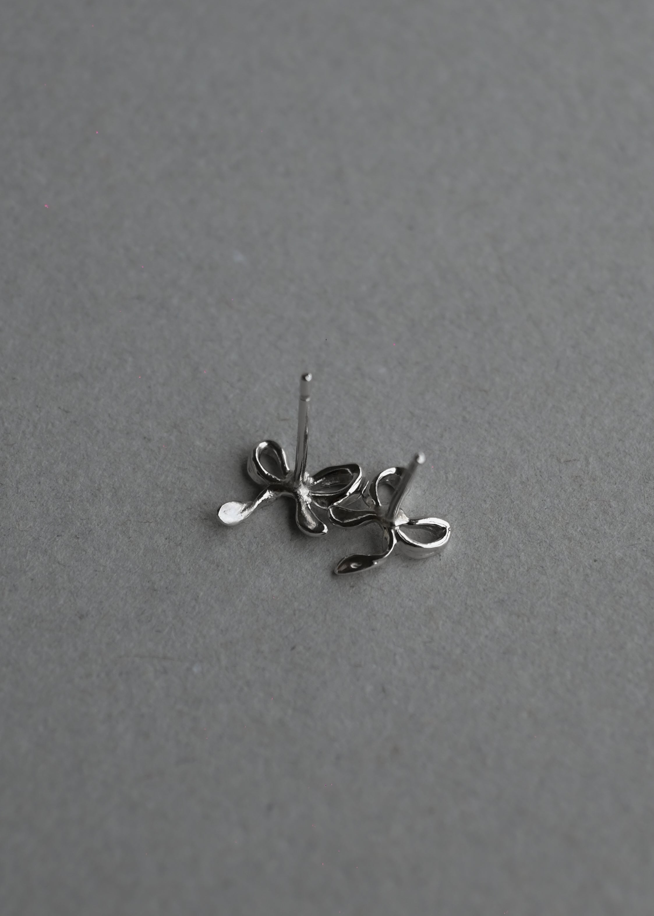Bow Studs Earrings
