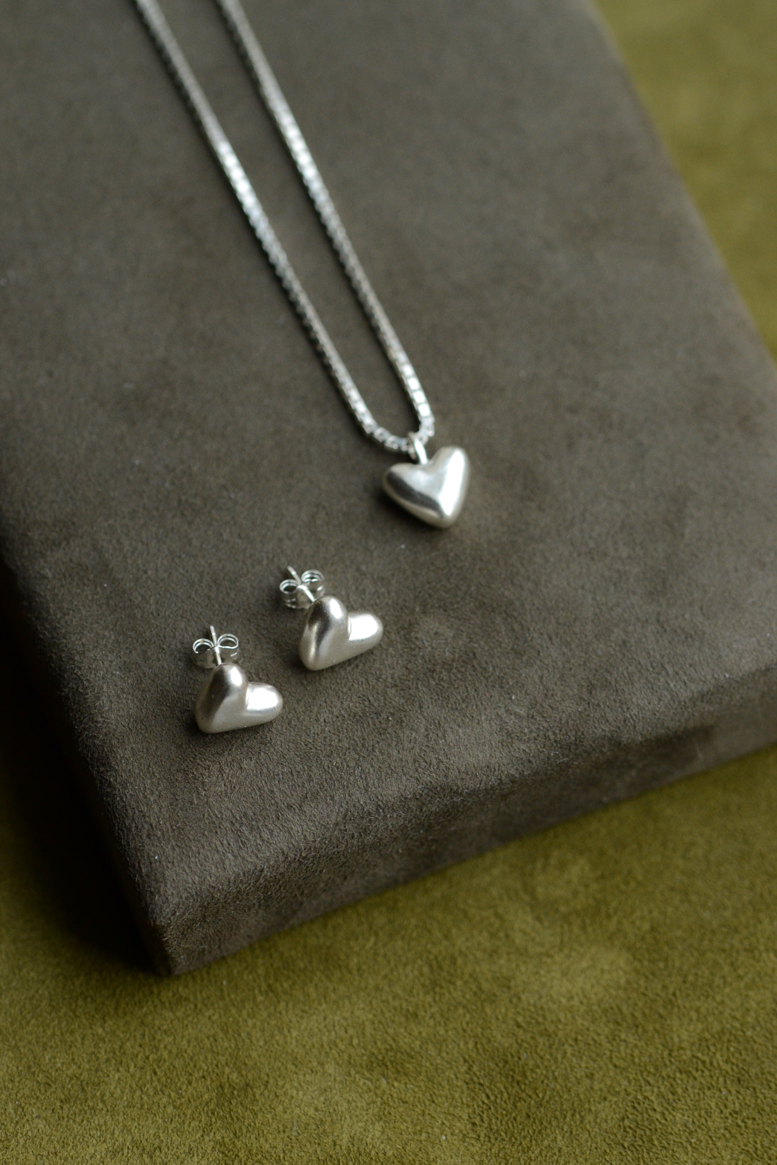"Dunton Ellerkamp" Diminutive Earrings - Plain