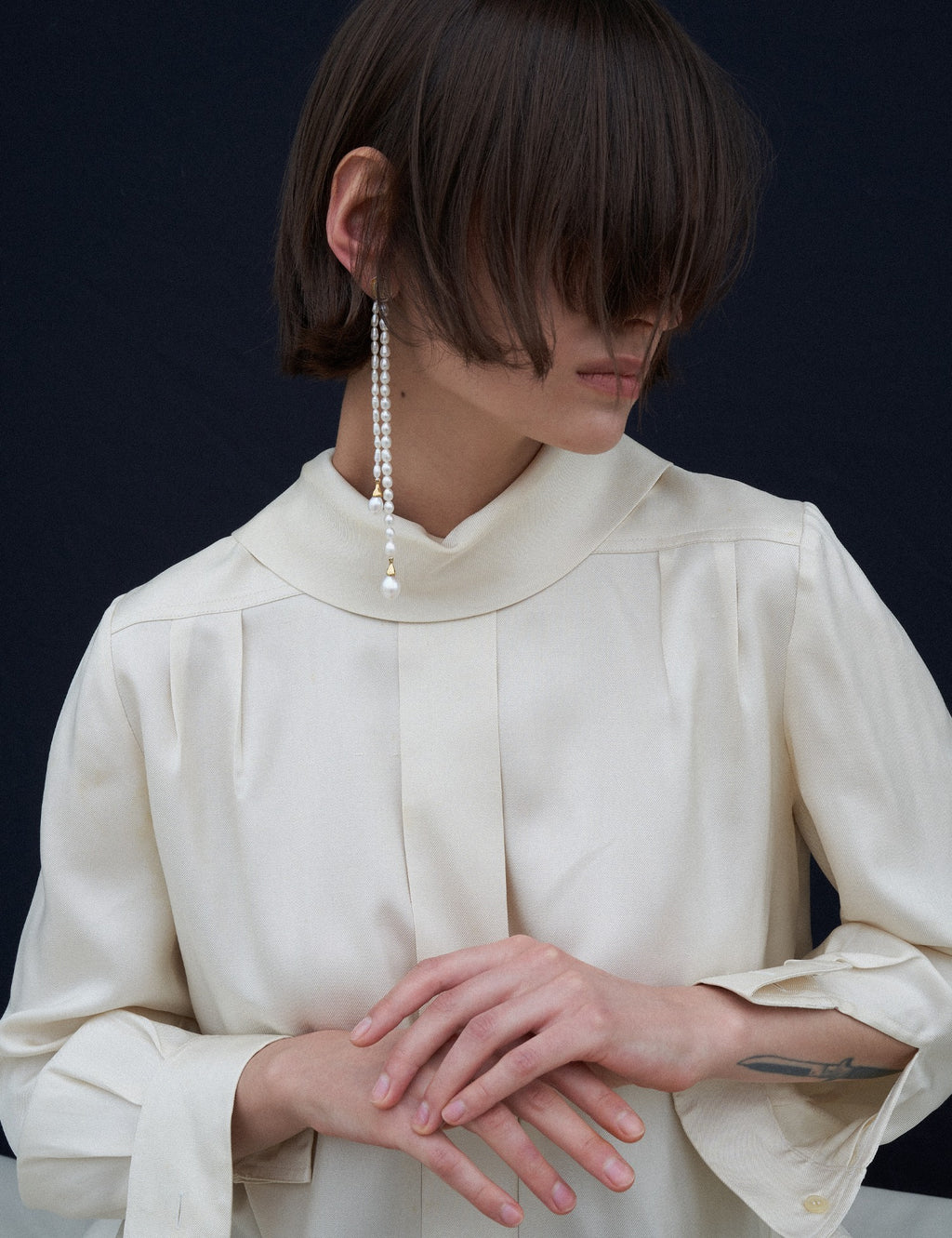 "Isabella Etou" Long Drop Opal & Pearl Single Earring