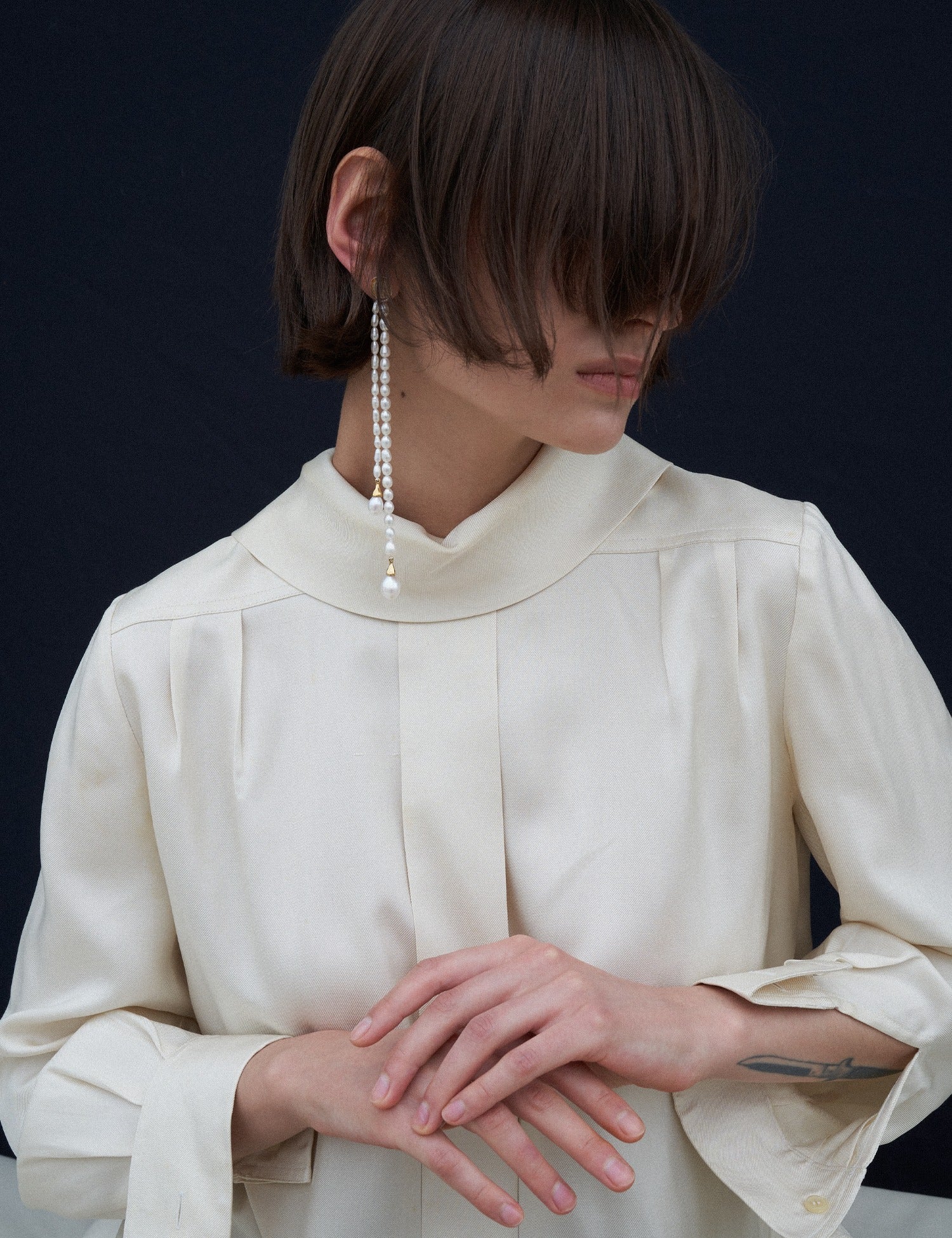 "Isabella Etou" Long Drop Opal & Pearl Single Earring