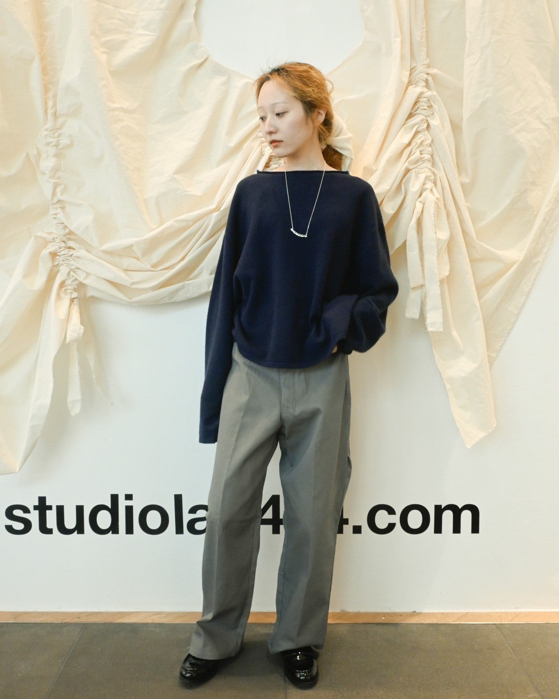 404 100% Cashmere Loose Sweater - Navy