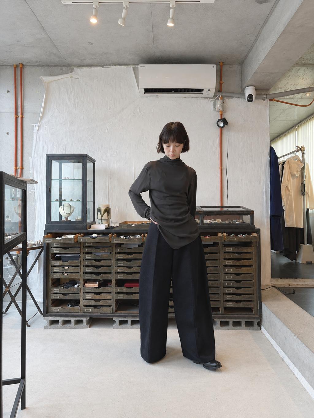ANDESITE ELEN PANTS