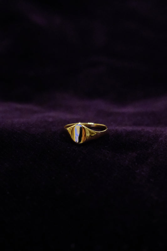 14k Yellow Gold Capital Oval Baby Ring - 0号