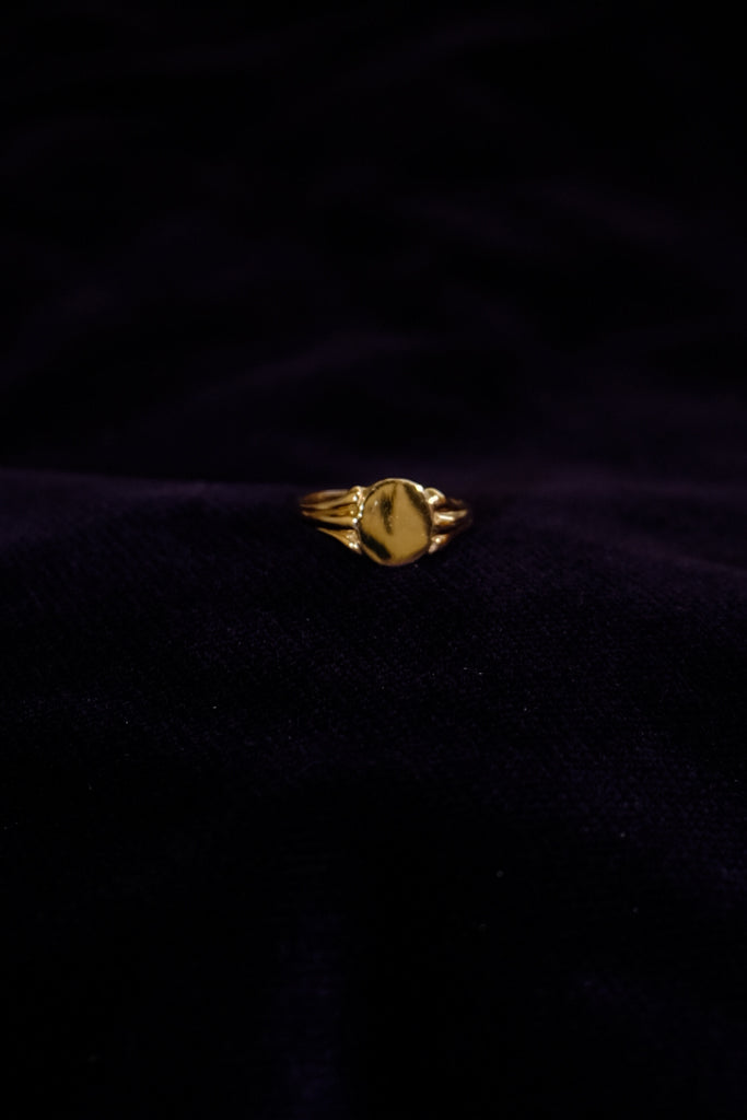 14k Gold Signet Baby Ring - 1号