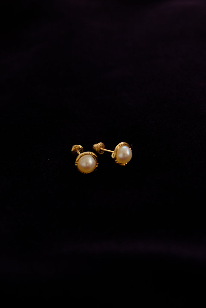14k Gold Pearl Earrings