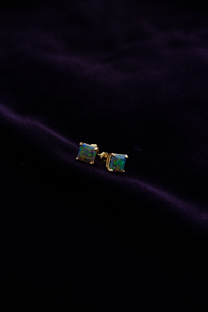 14k Gold Opal Earrings