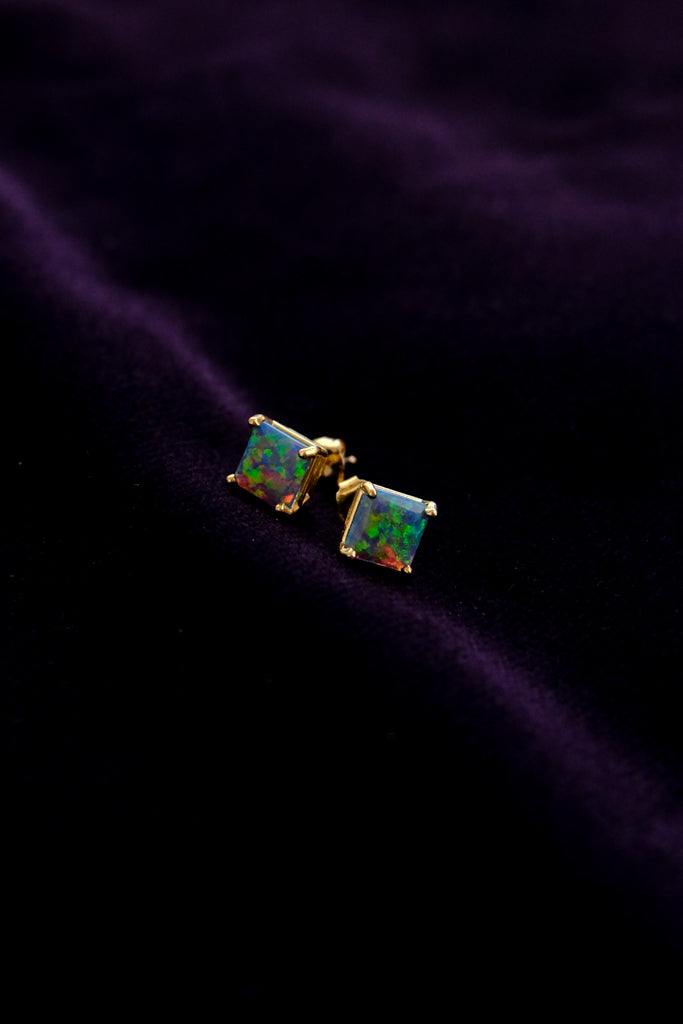 14k Gold Opal Earrings