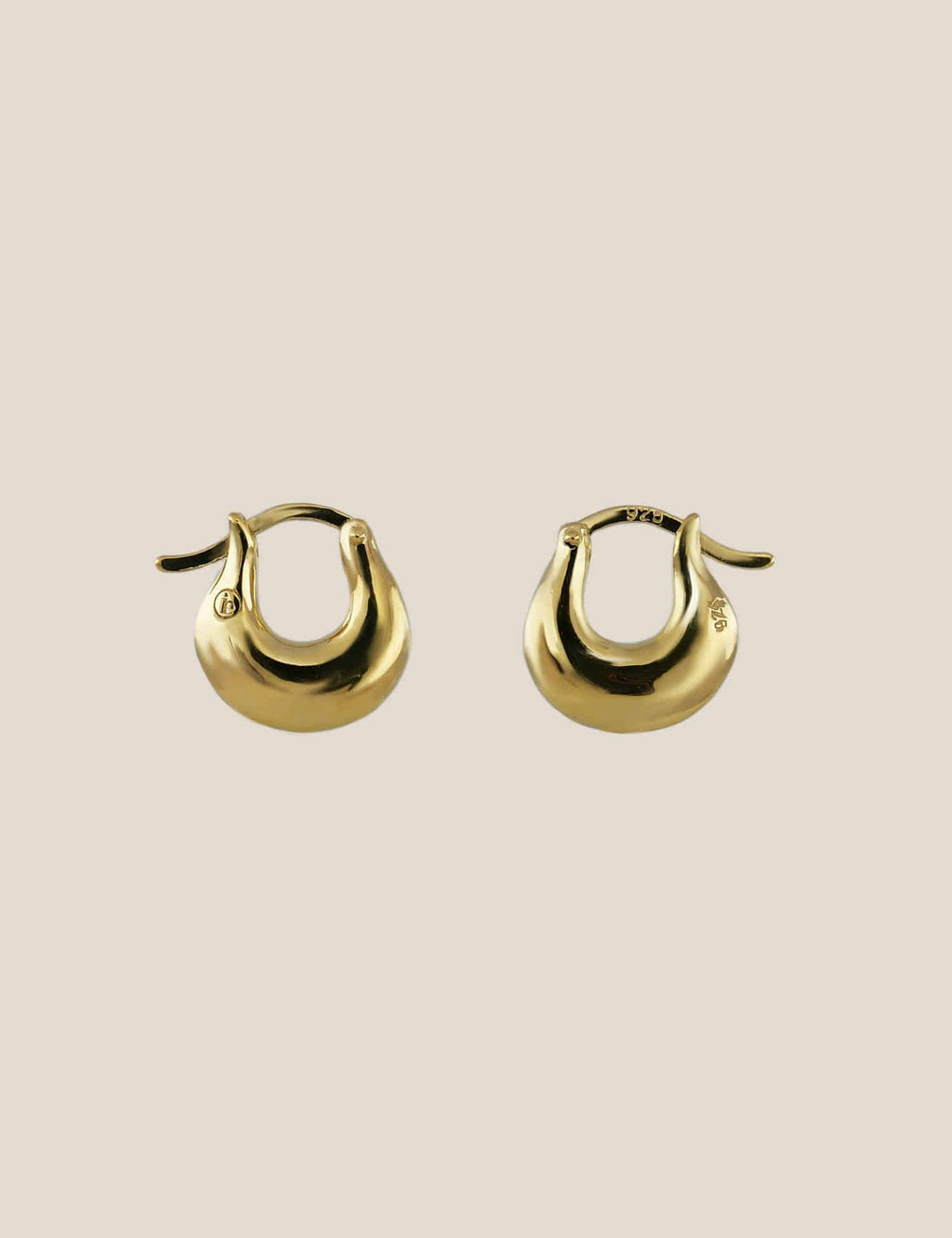"Isabella Etou" Classic Mini Hoops