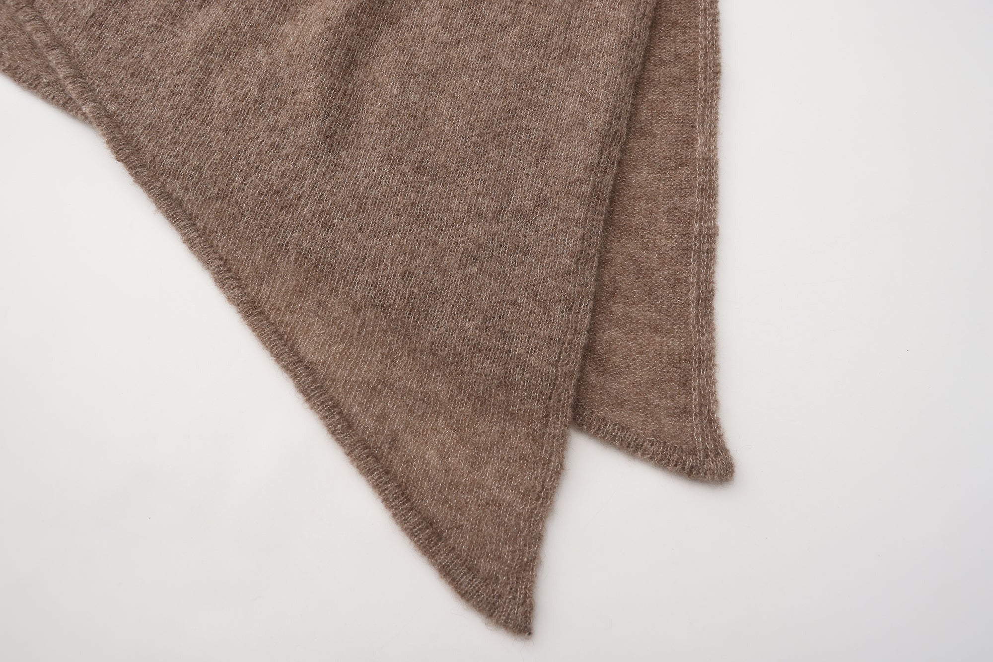 "RUOHAN" BROWN KNIT DRIP CAPE
