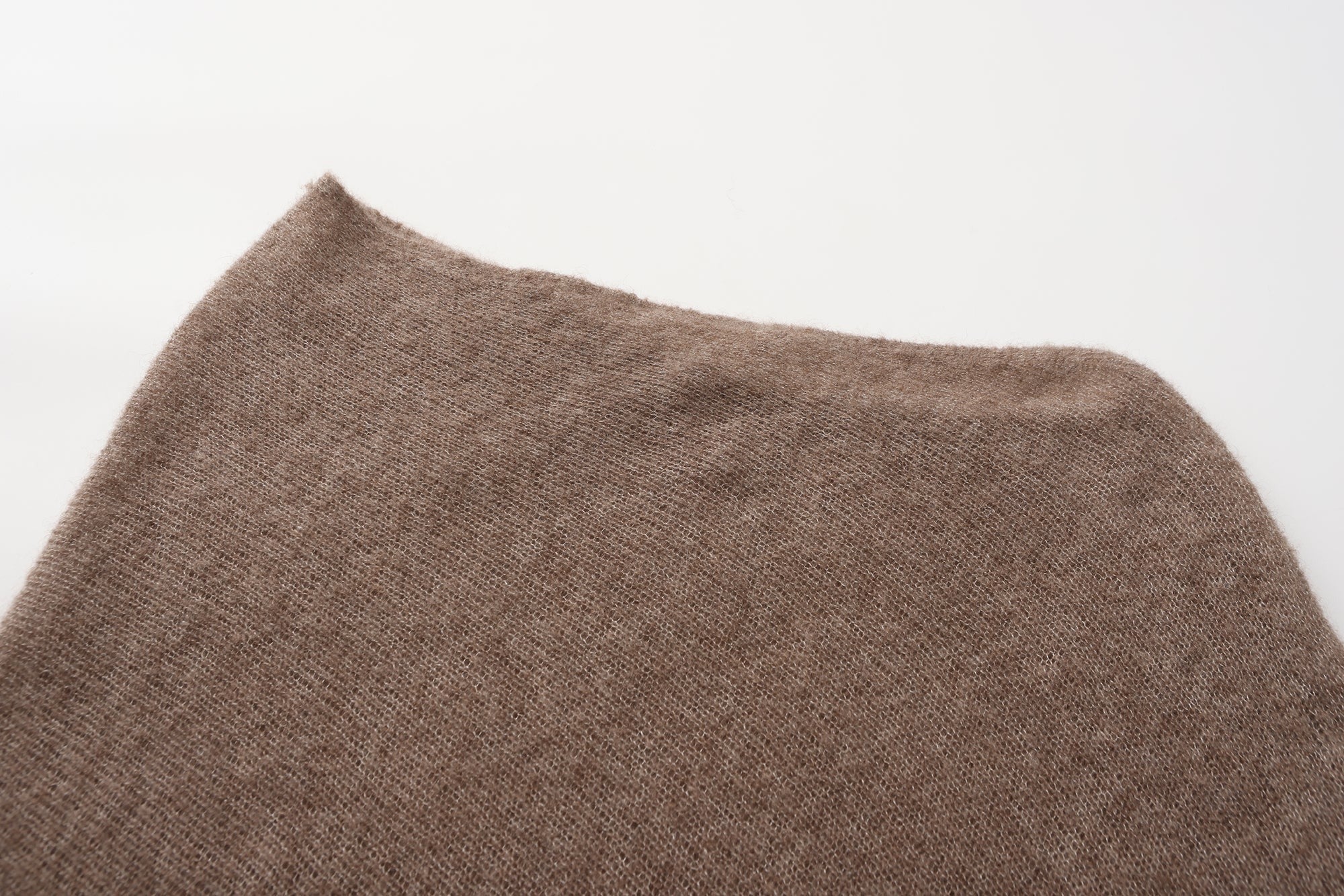 "RUOHAN" BROWN KNIT DRIP CAPE