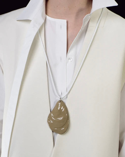 OYSTER SHELL AMULET .05 LEATHER PENDANT - SAND