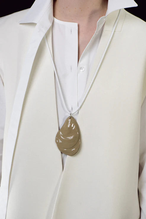 OYSTER SHELL AMULET .05 LEATHER PENDANT - SAND