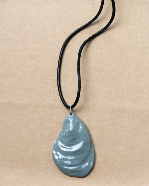 OYSTER SHELL AMULET .05 LEATHER PENDANT - SEA FOAM BLUE
