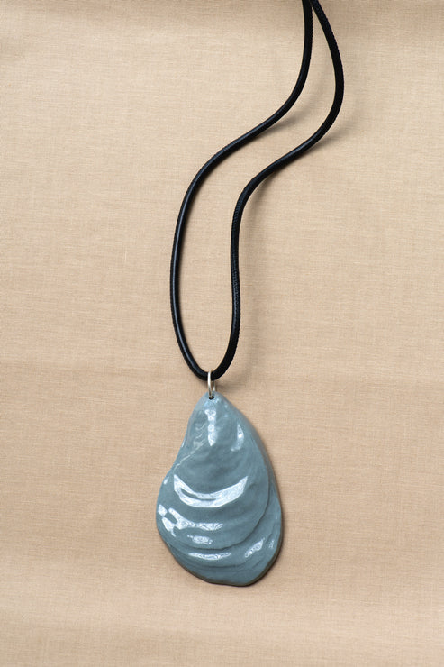 OYSTER SHELL AMULET .05 LEATHER PENDANT - SEA FOAM BLUE