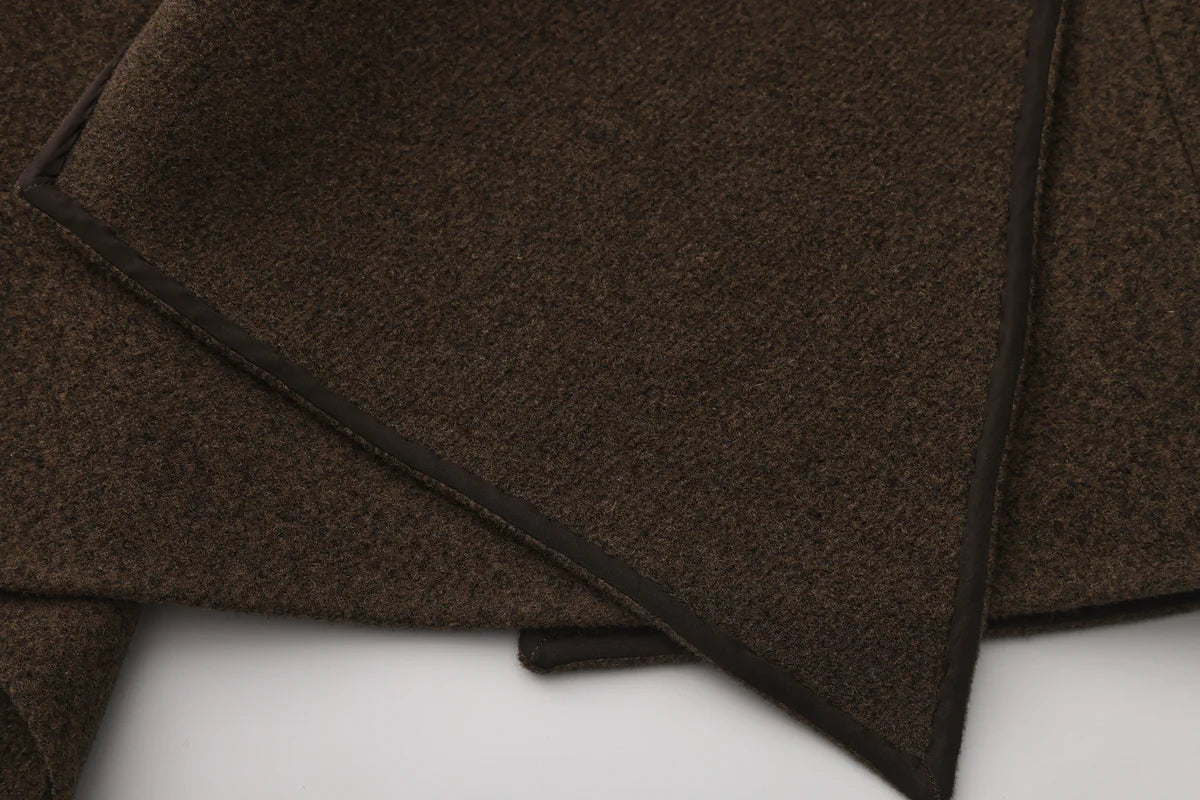 OAK AEGUIN COAT