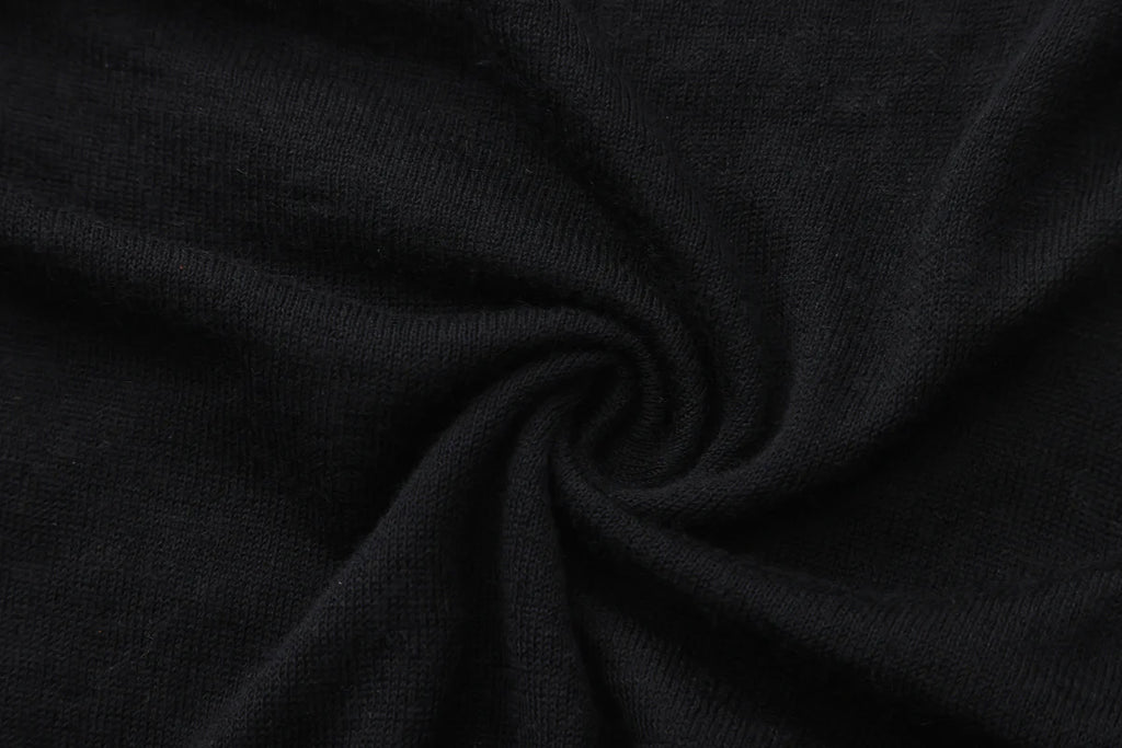 BLACK FROST TURTLE NECK TOP