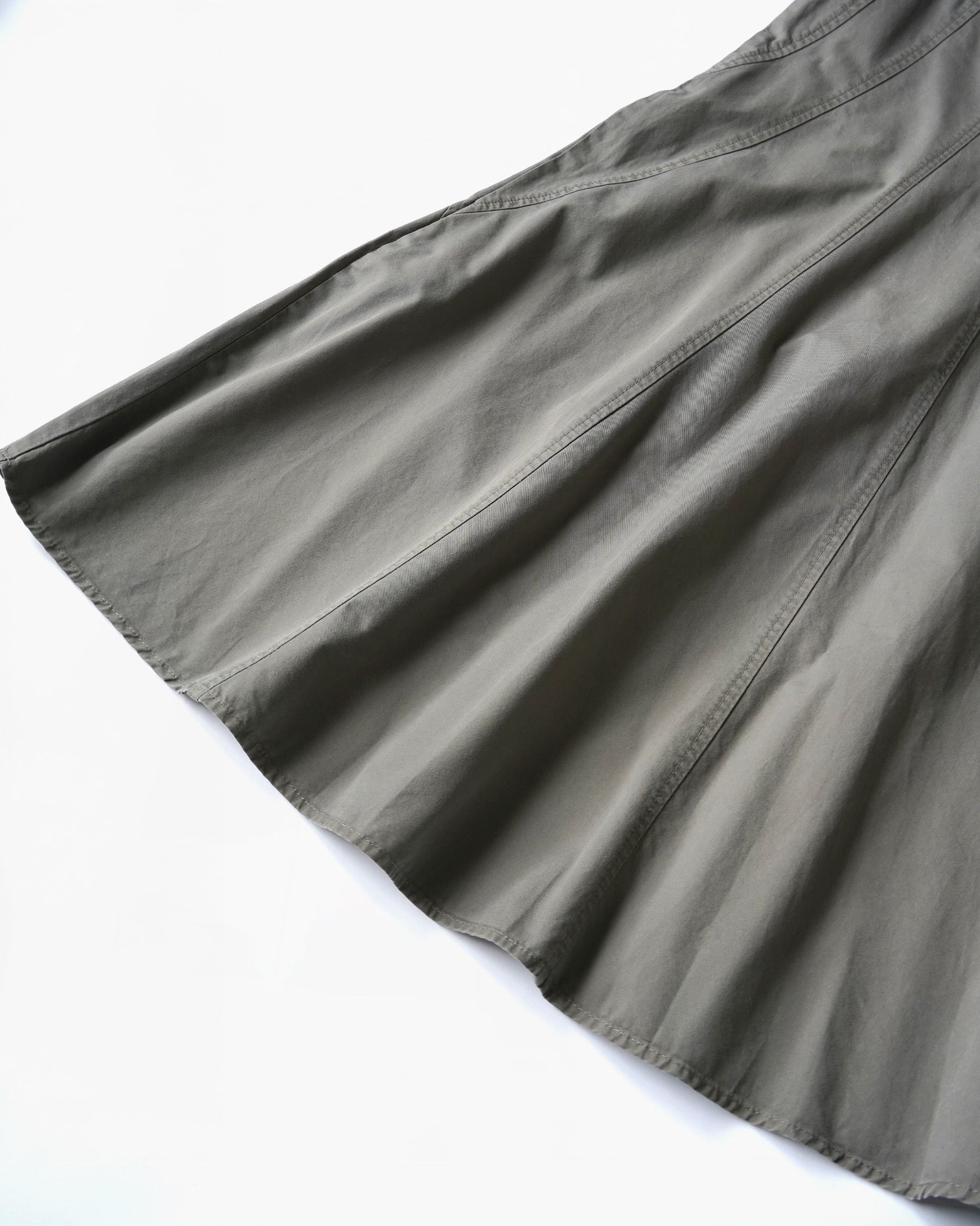 Low-Waist Flare Skirt