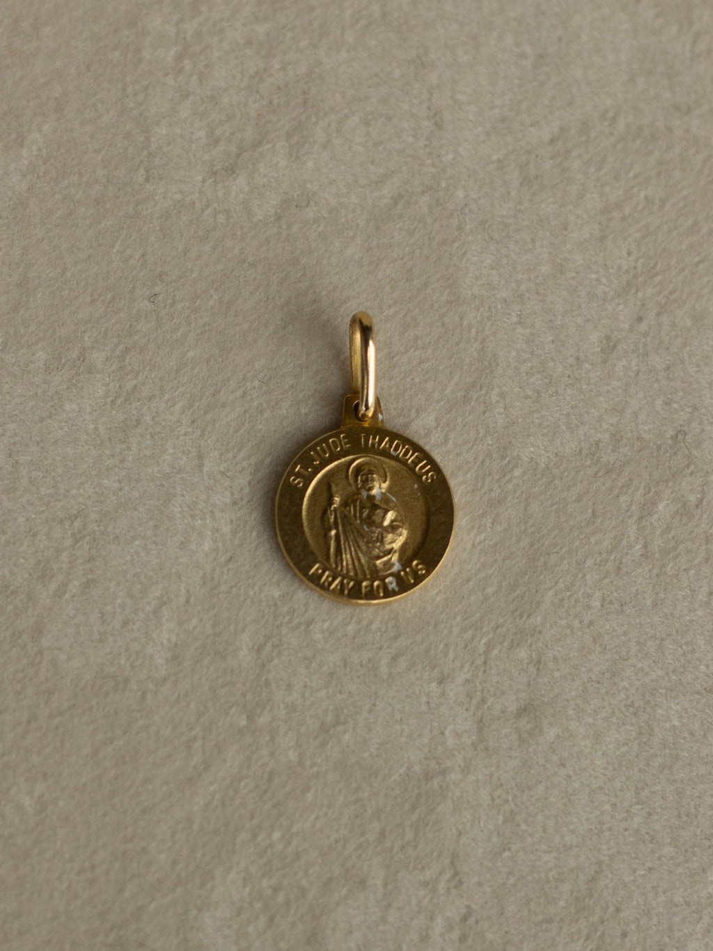 14K Saint Christopher Charm "Saint Jude" (GDN25020-1)