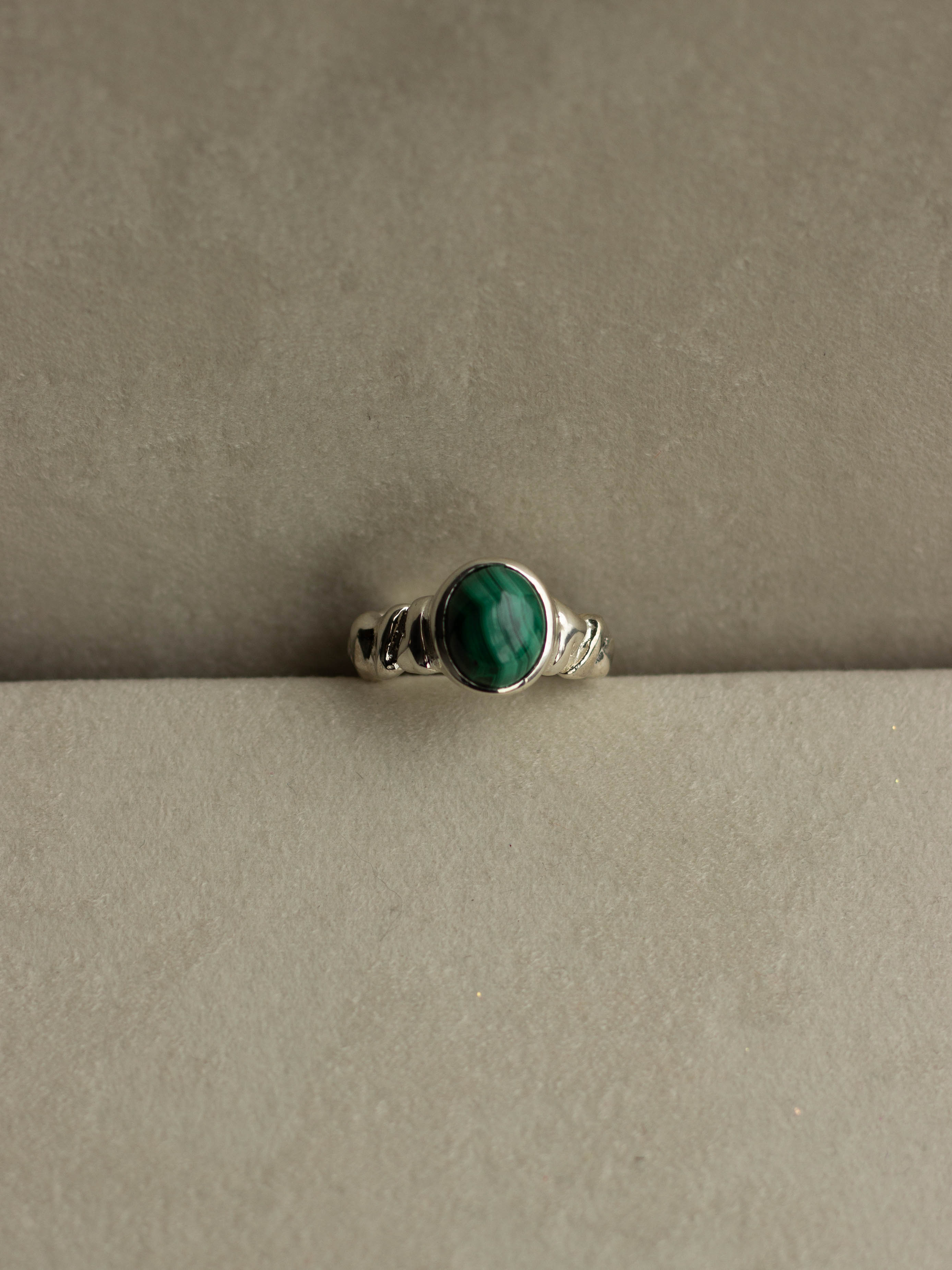 "Isabella Etou" Malachite Crush Ring
