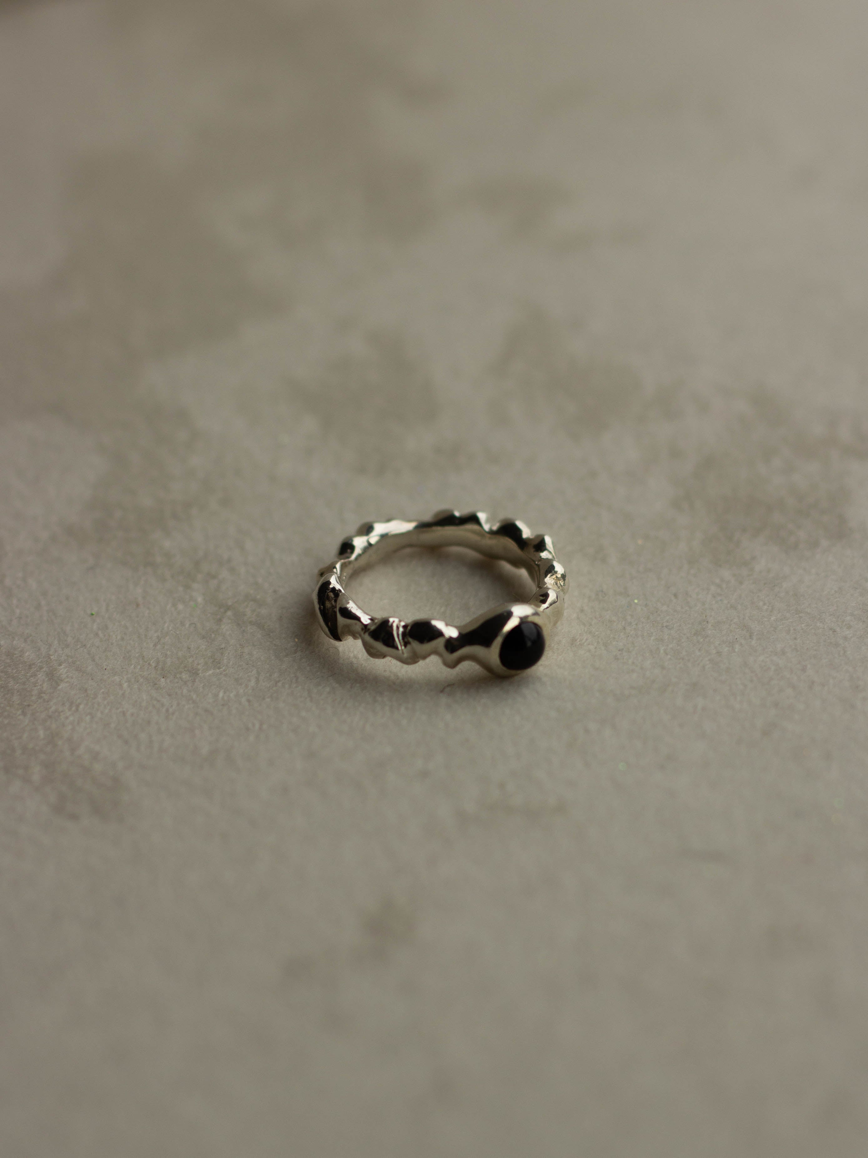 "Isabella Etou" Crinkle Bubble Onyx Ring