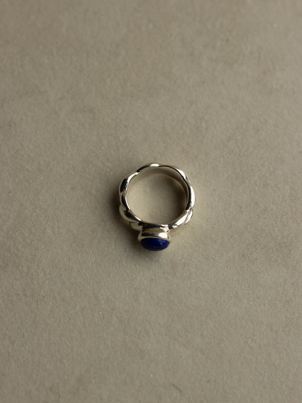 "Isabella Etou" Lapis Lazuli Twist Rope Ring