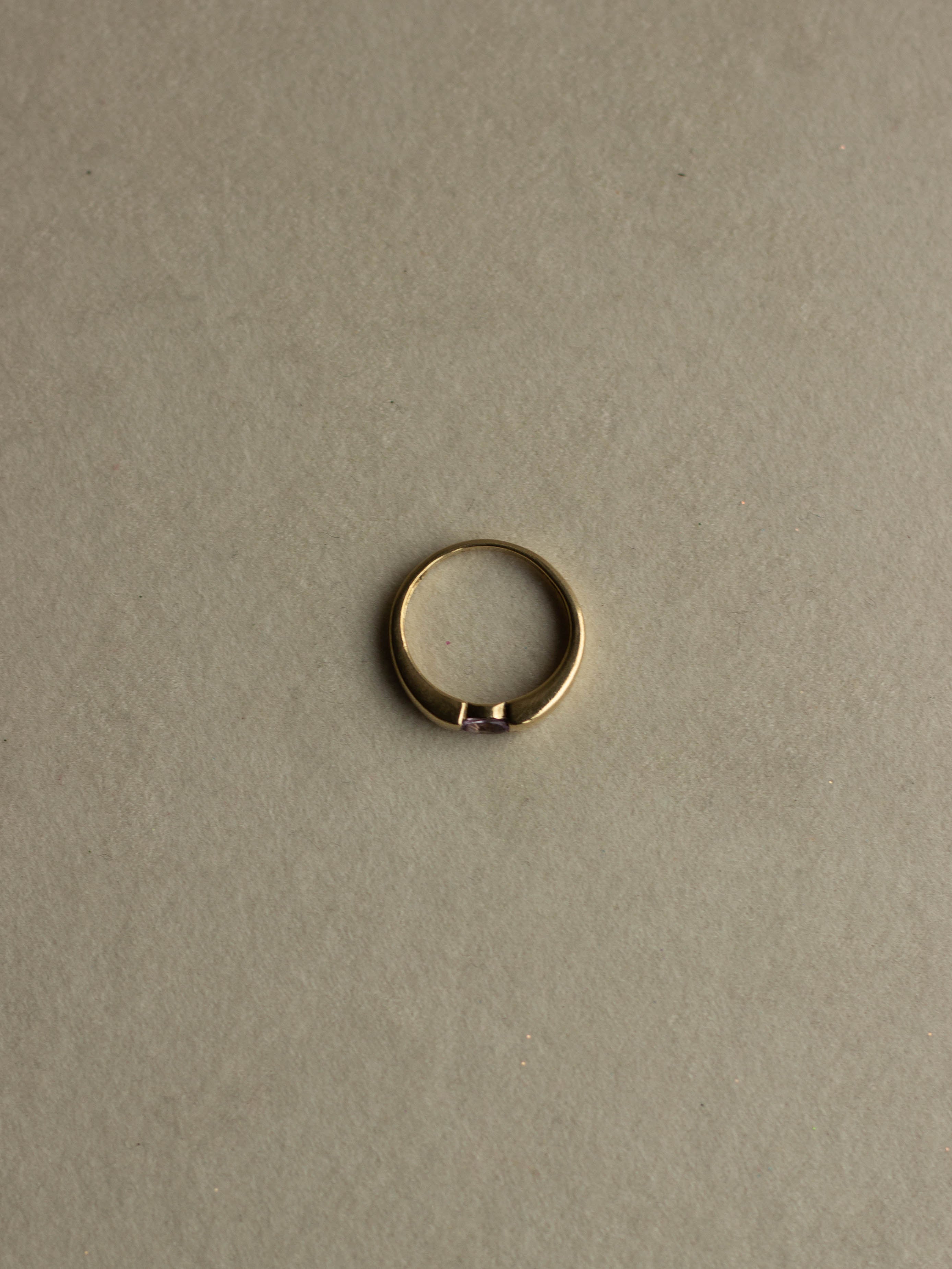 9K Gold Amethyst Band Ring (GDR-33)