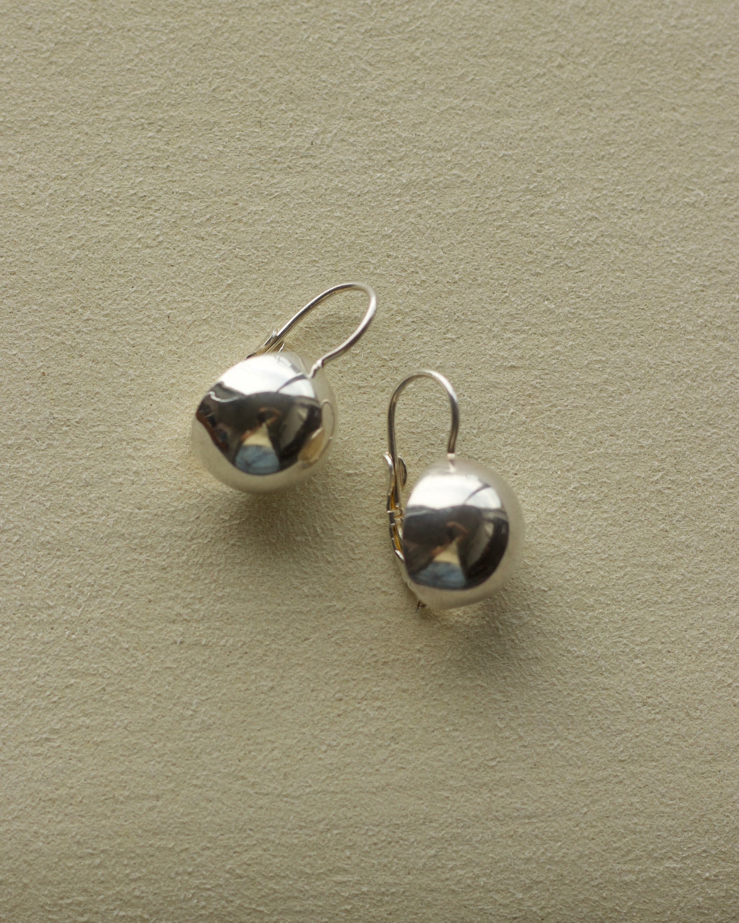 Silver Circle Drop Earrings (SVV-E45)