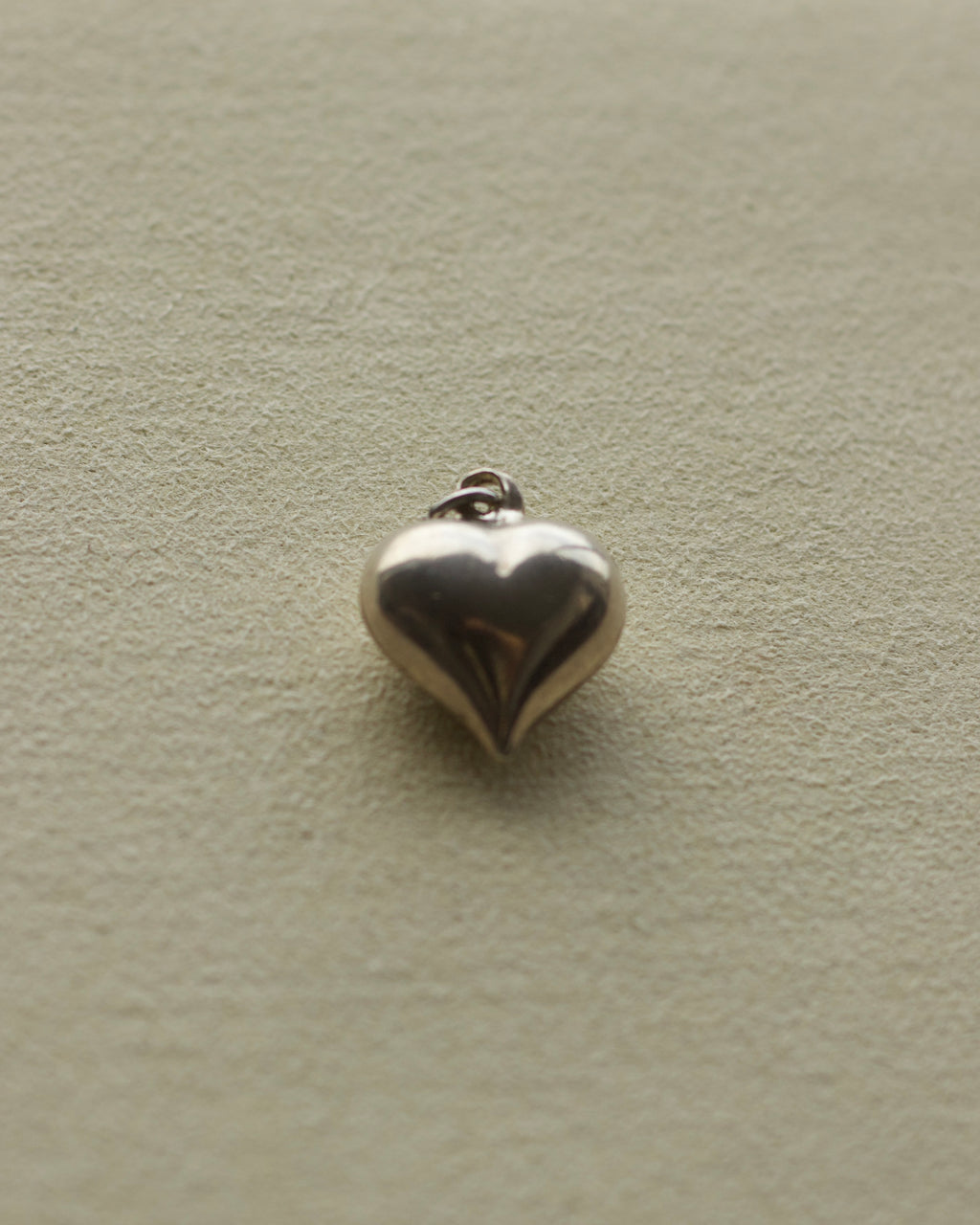 Silver Heart Charm (SVN2501)