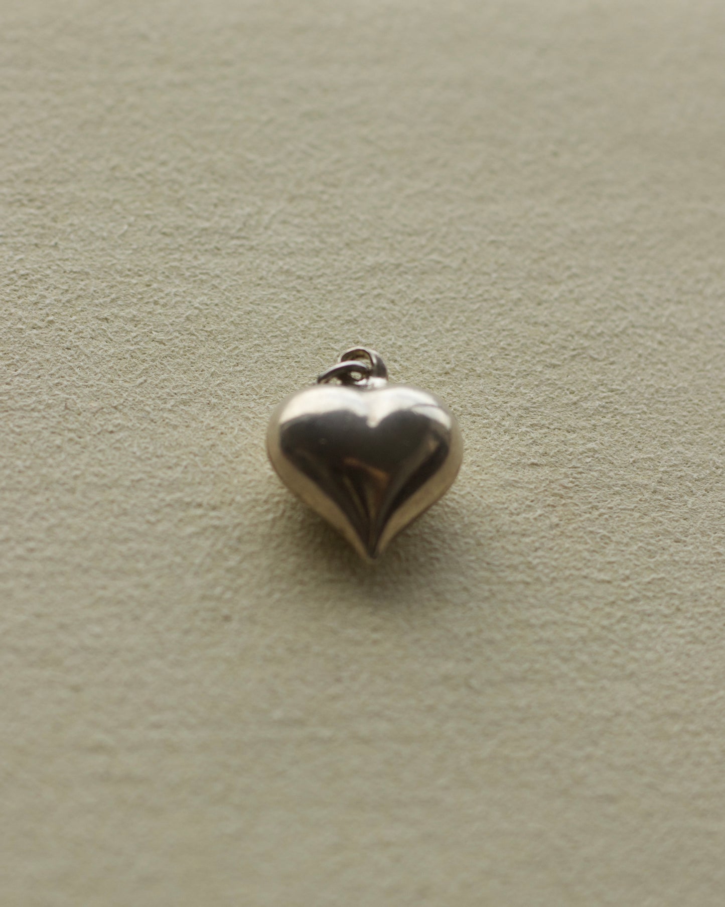 Silver Heart Charm (SVN2501)