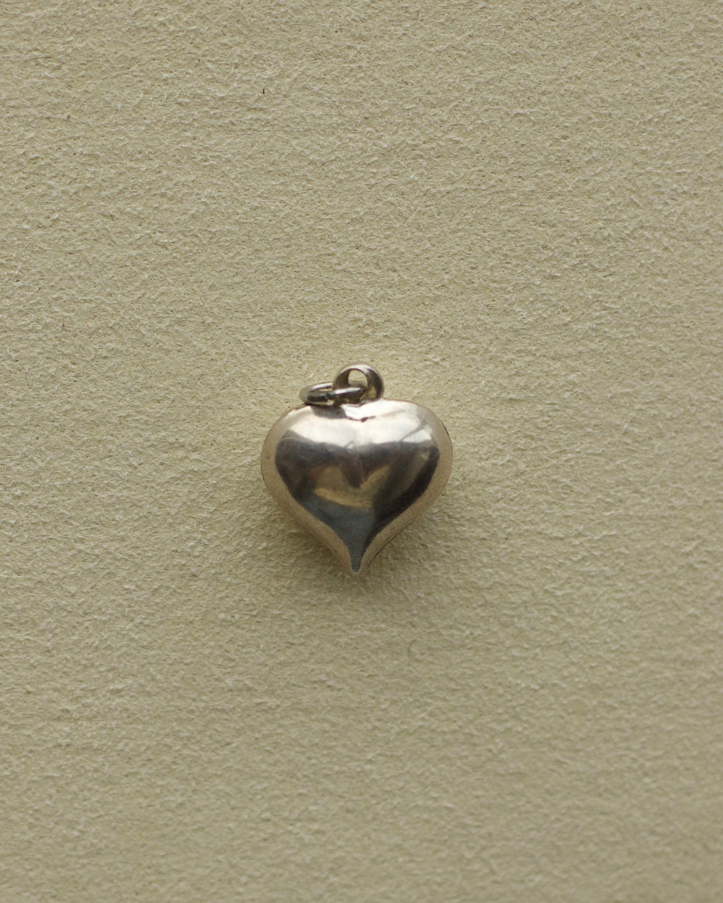 Silver Heart Charm (SVN2501)