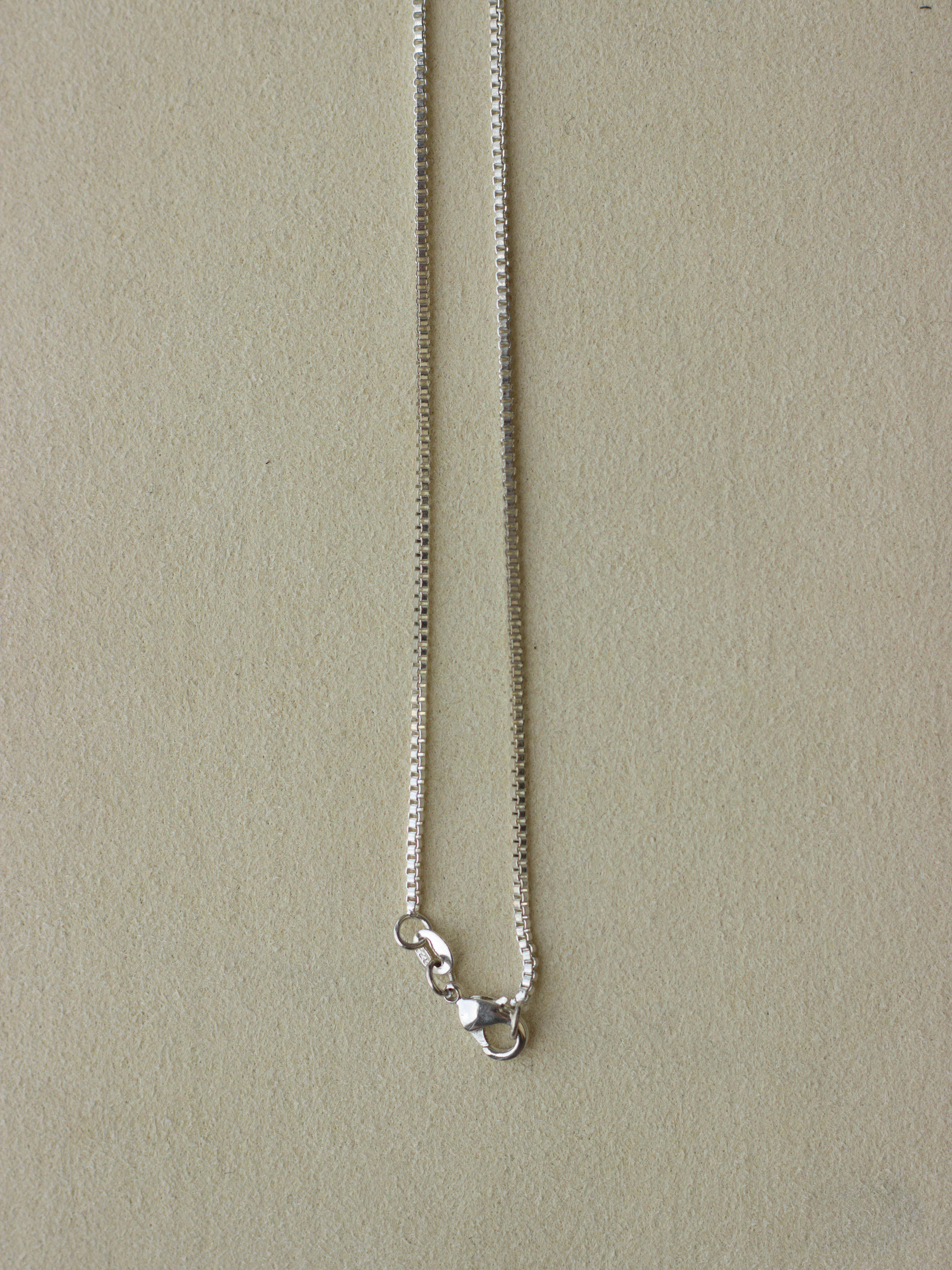 Silver Necklace w/ Perfume Bottle (SVNL-25SS003)