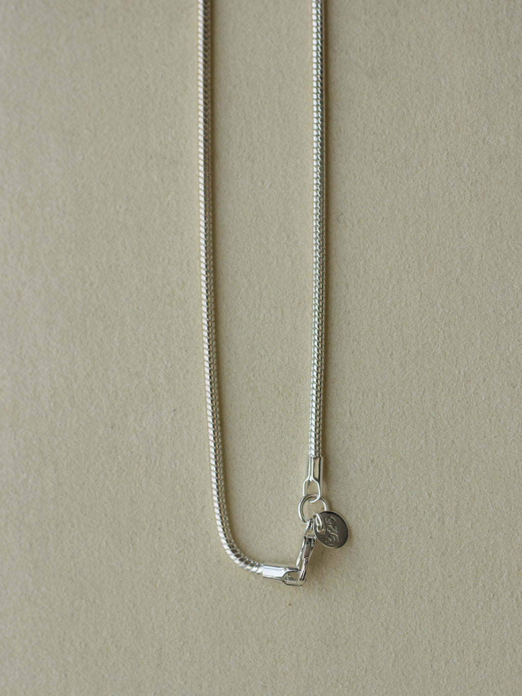 Silver Necklace w/ Perfume Bottle (SVNL-25SS003)